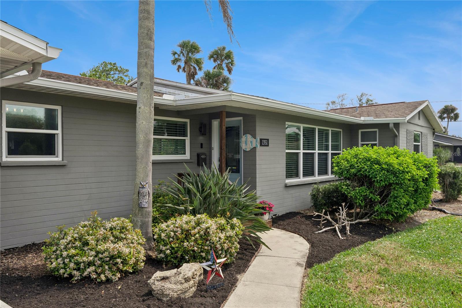 Image 2 of 46 For 1351 John Anderson Drive