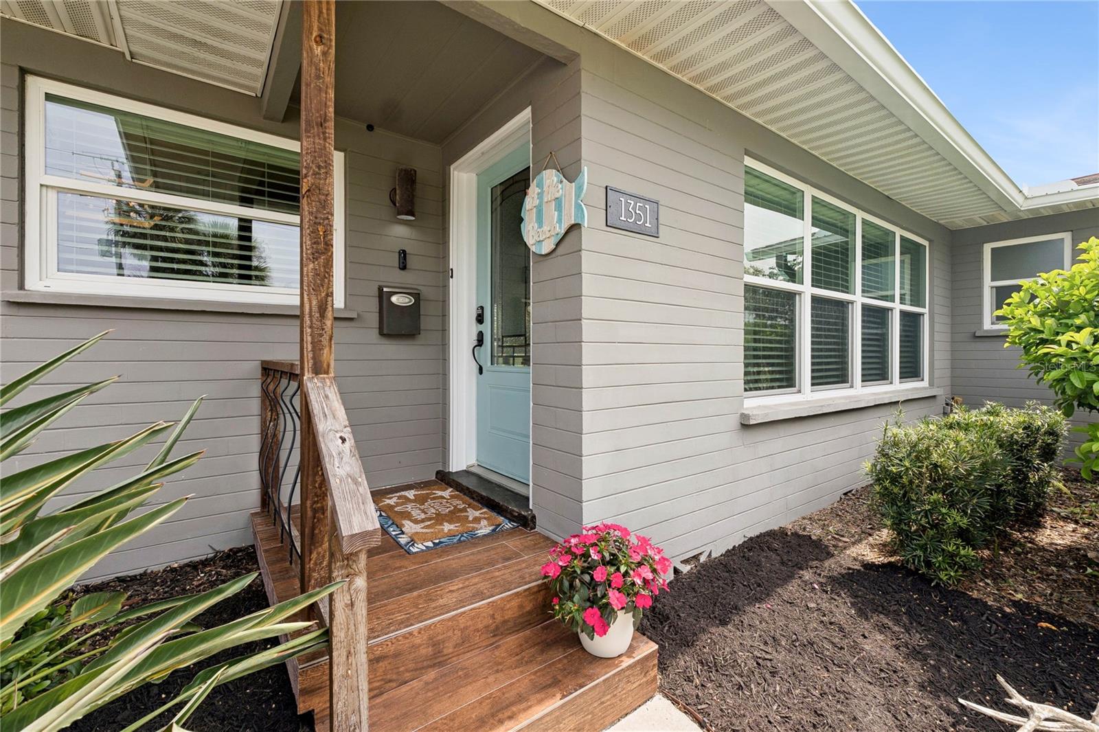 Image 3 of 46 For 1351 John Anderson Drive