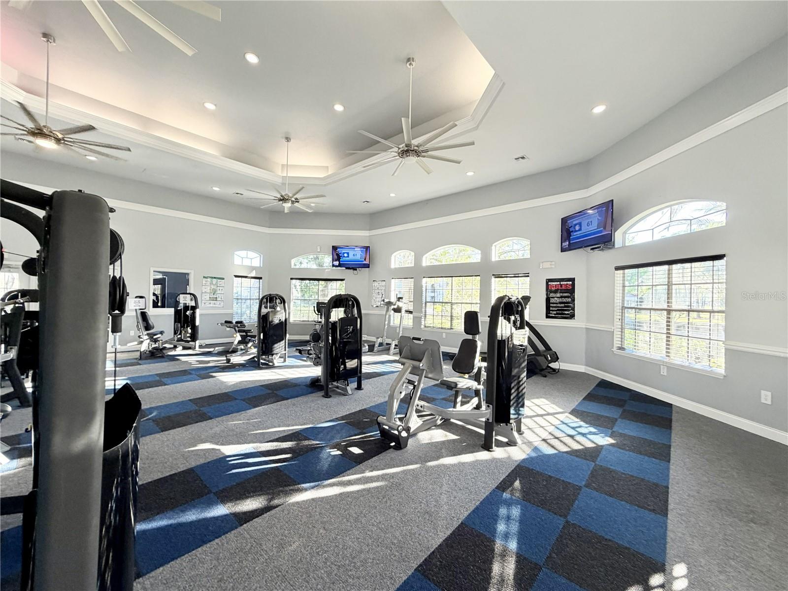 Image 28 of 33 For 13839 Fairway Island Drive 1124