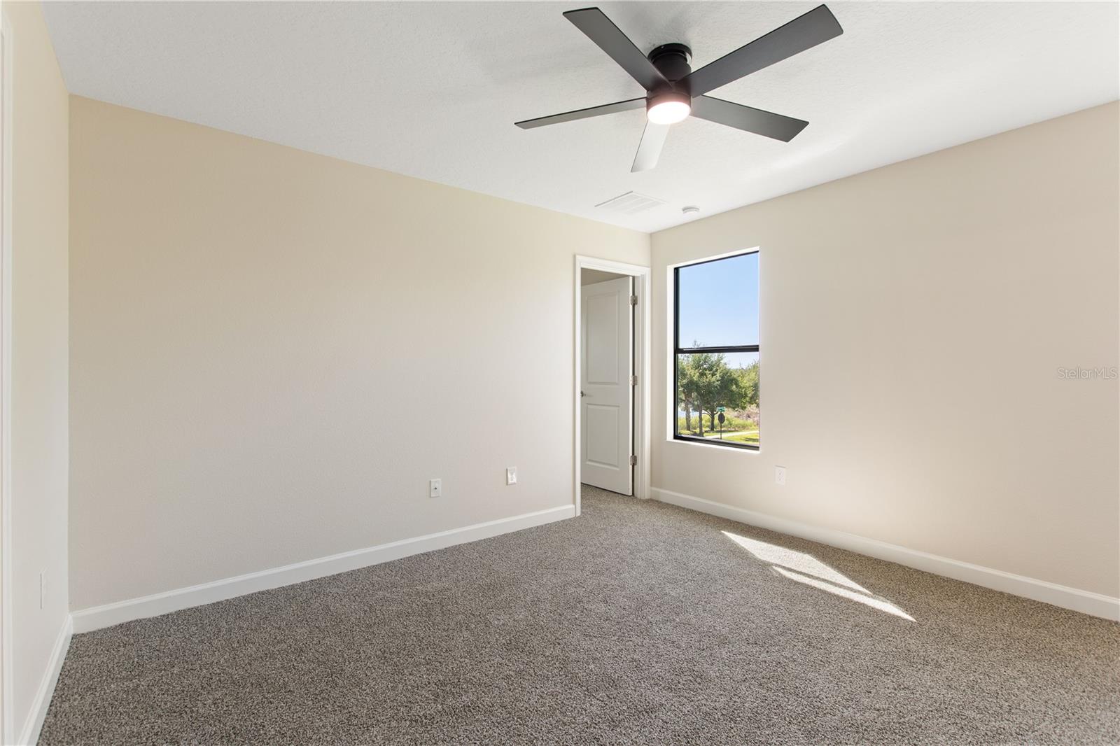 Image 32 of 97 For 7630 Bluejack Oak Drive