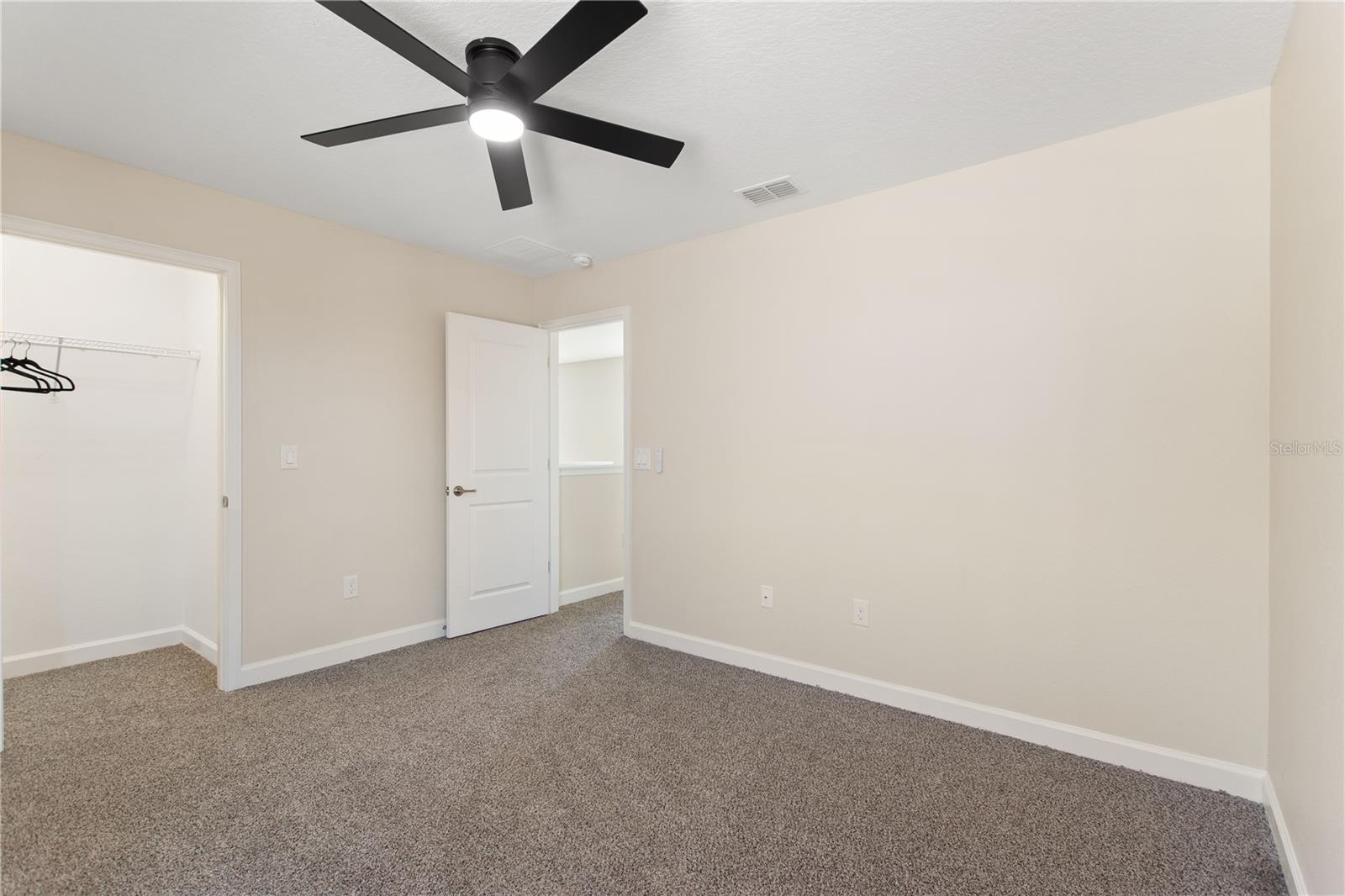 Image 41 of 97 For 7630 Bluejack Oak Drive