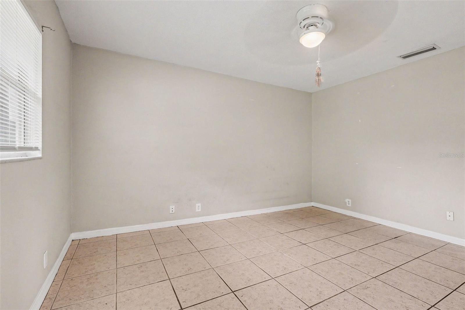 Image 10 of 15 For 196 Durrell Circle