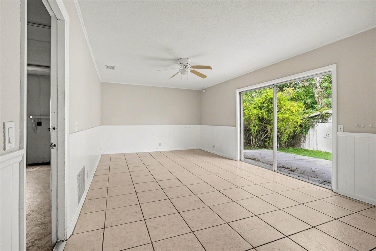 Image 7 of 15 For 196 Durrell Circle