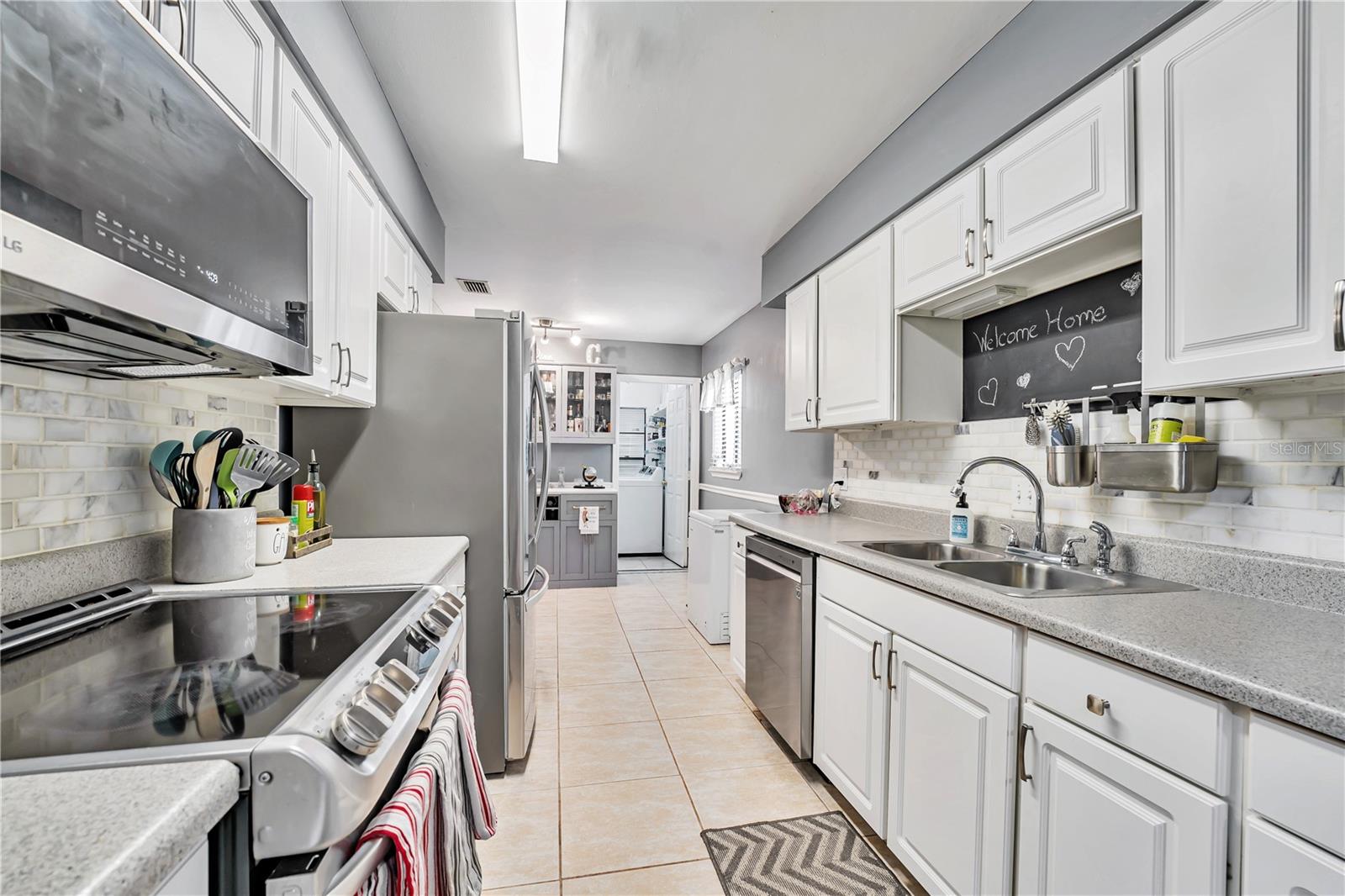 Image 5 of 19 For 701 Saint Michael Lane