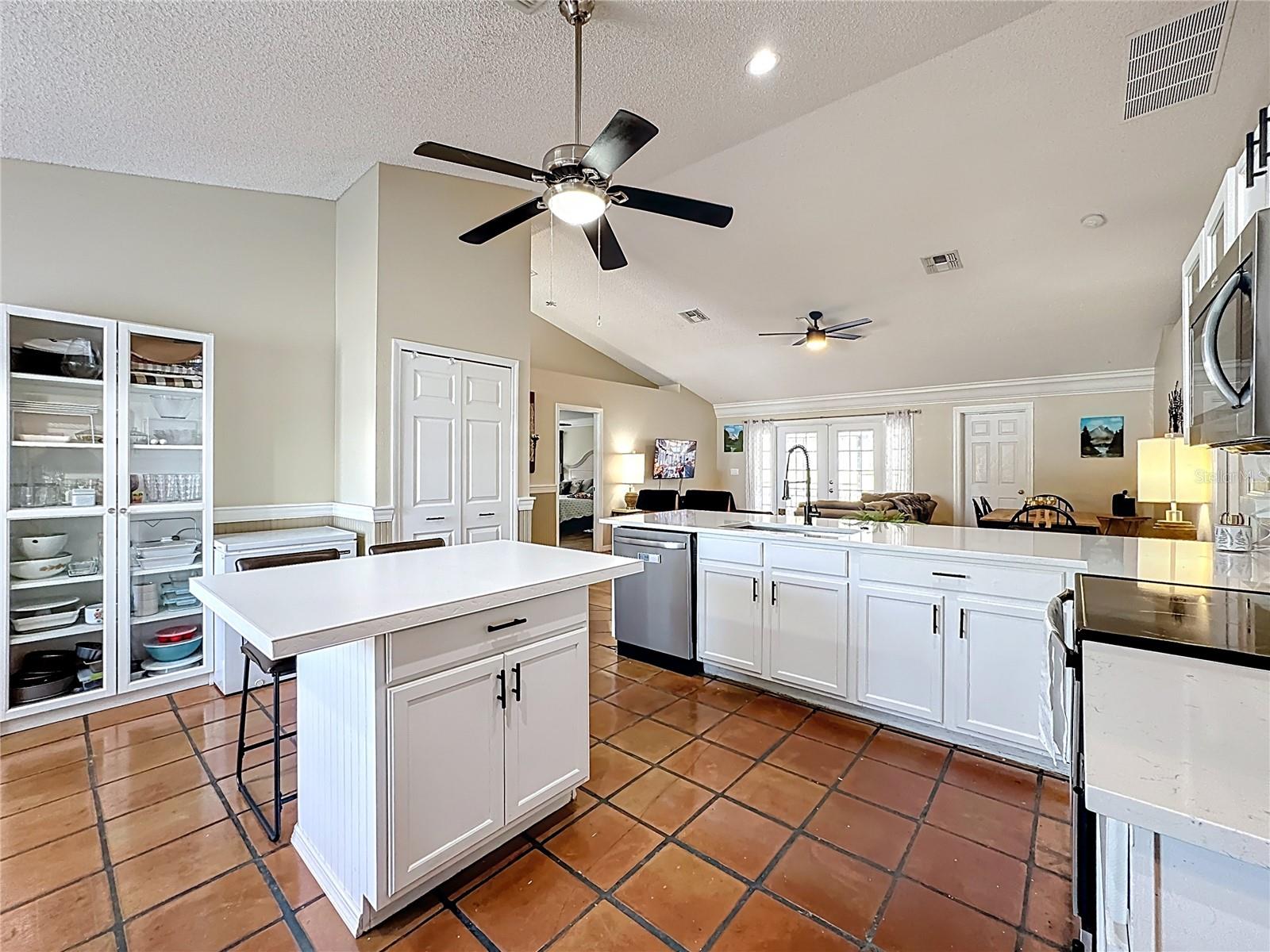 Image 15 of 56 For 1212 Demoiselle Street