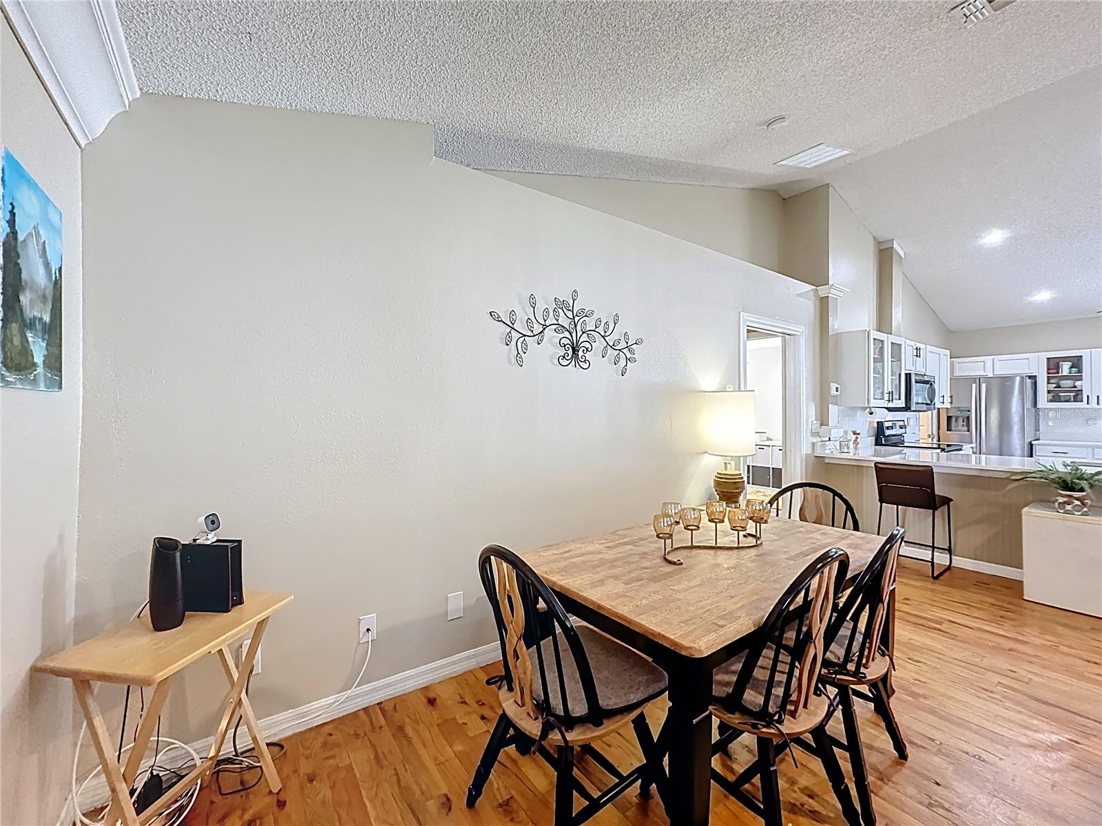 Image 23 of 56 For 1212 Demoiselle Street