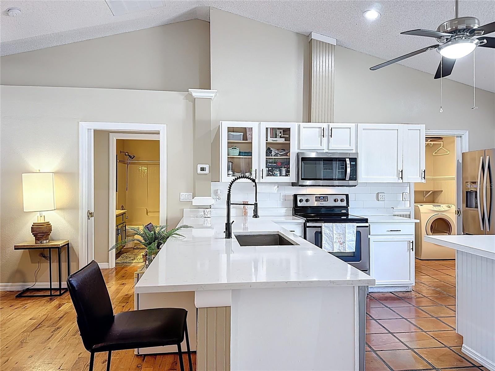 Image 7 of 56 For 1212 Demoiselle Street