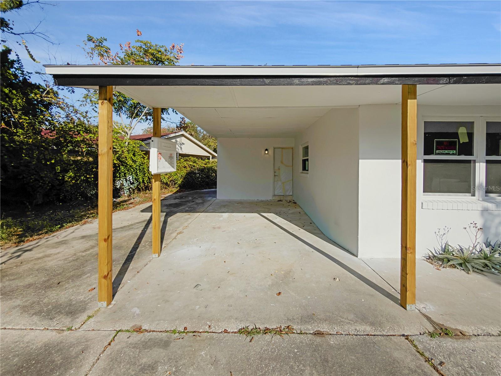 Image 2 of 35 For 941 Kathy Street