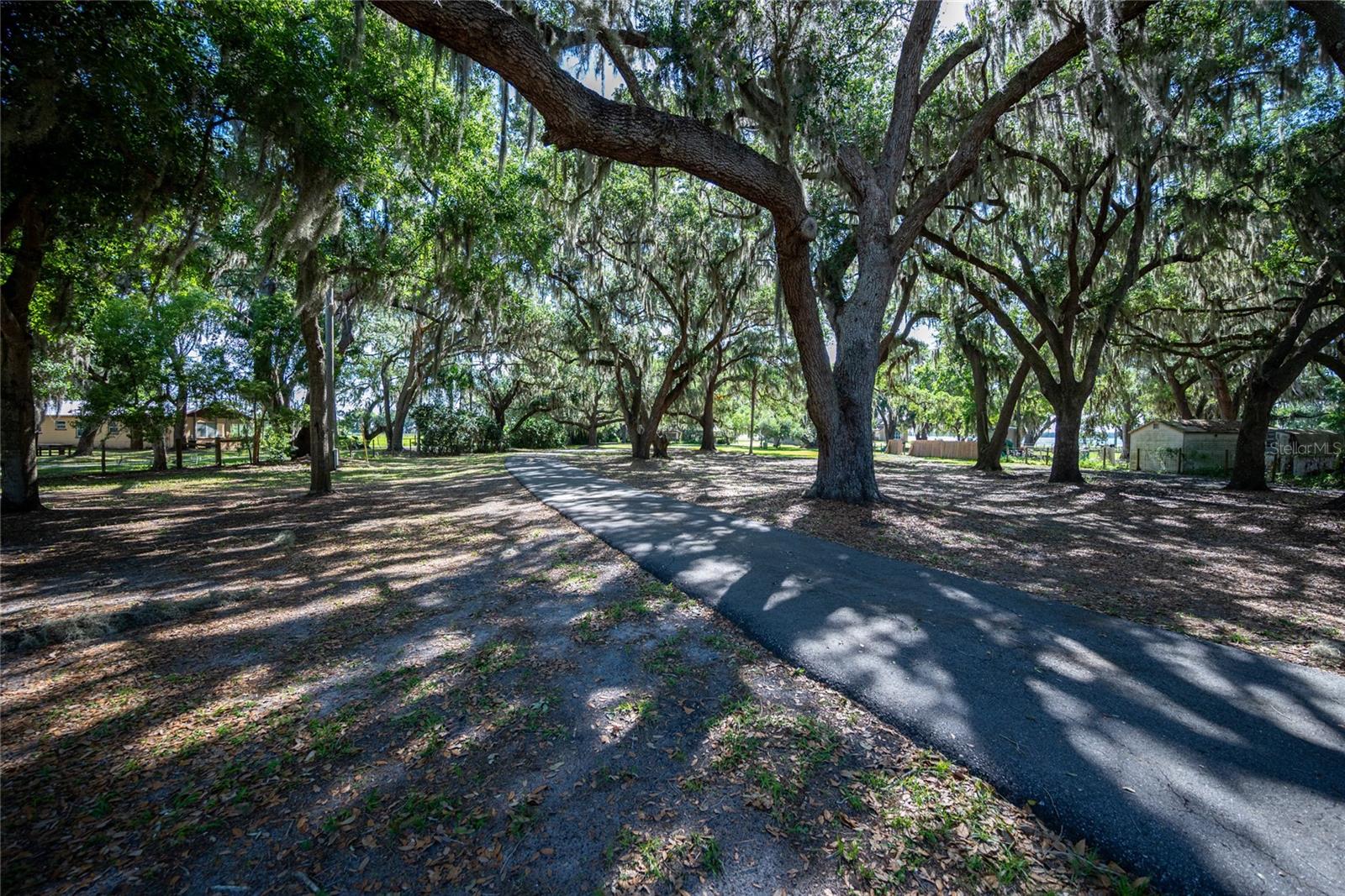 Image 11 of 92 For 3313 Westshore Drive