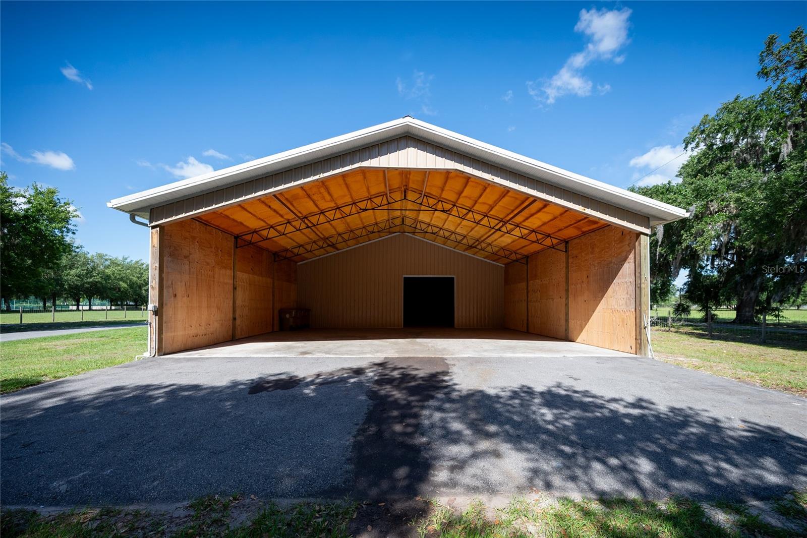 Image 12 of 92 For 3313 Westshore Drive