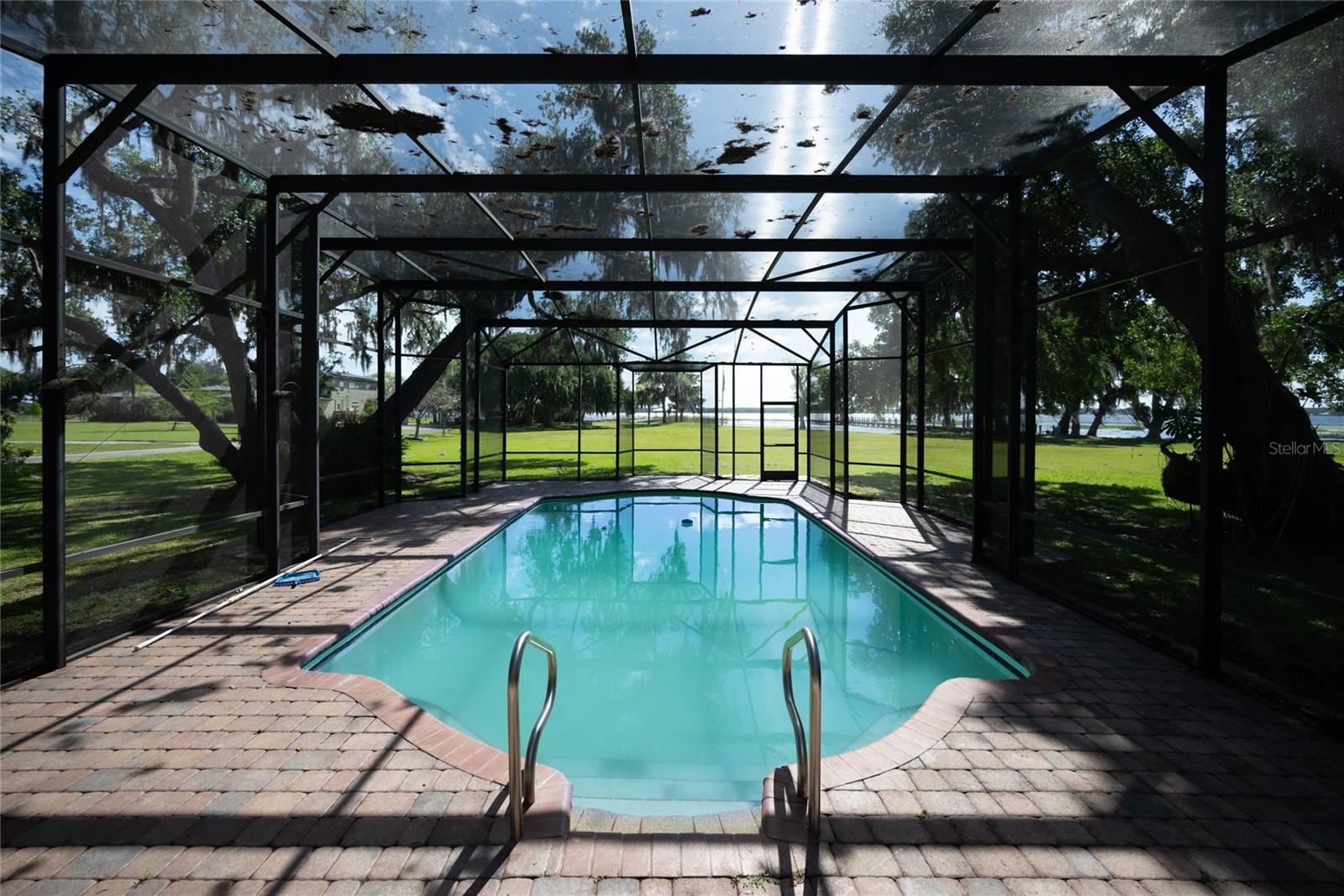 Image 31 of 92 For 3313 Westshore Drive