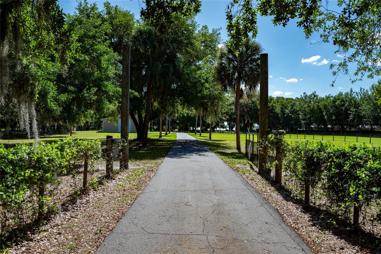 Image 4 of 92 For 3313 Westshore Drive