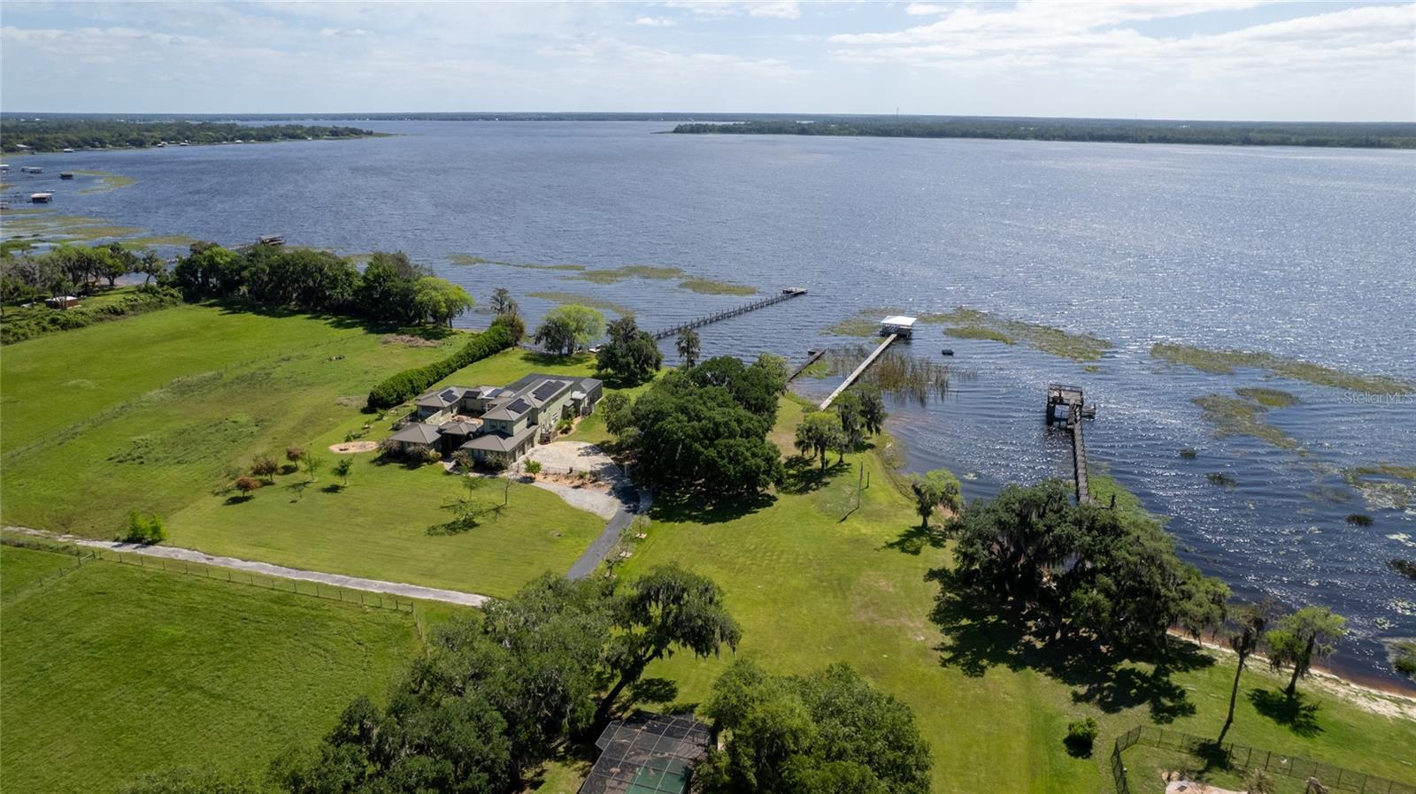 Image 43 of 92 For 3313 Westshore Drive