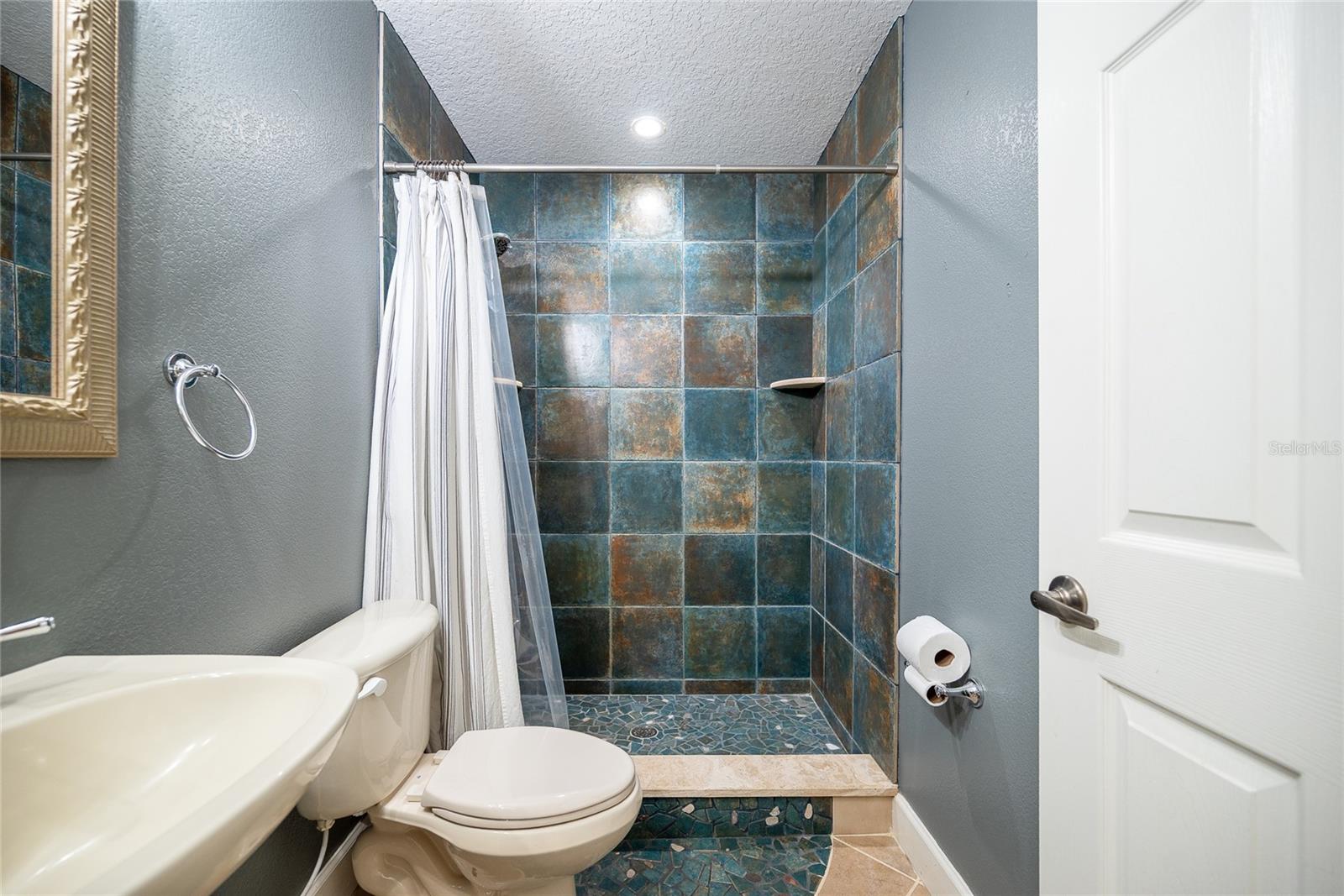 Image 56 of 92 For 3313 Westshore Drive