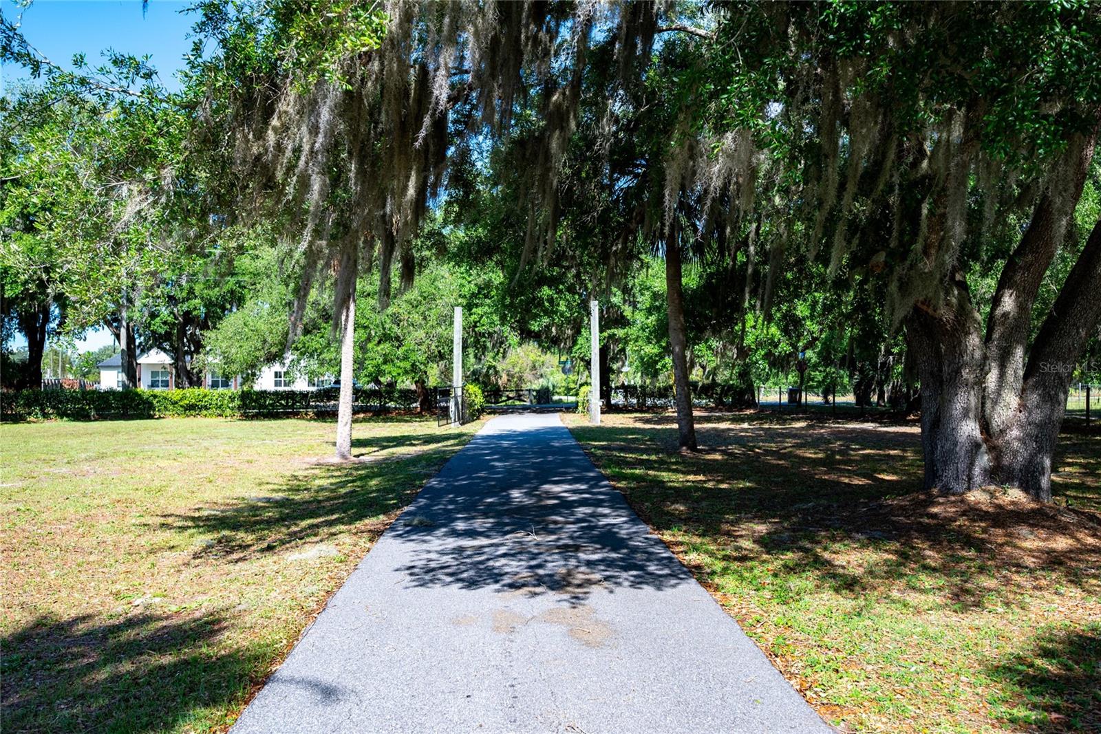 Image 6 of 92 For 3313 Westshore Drive