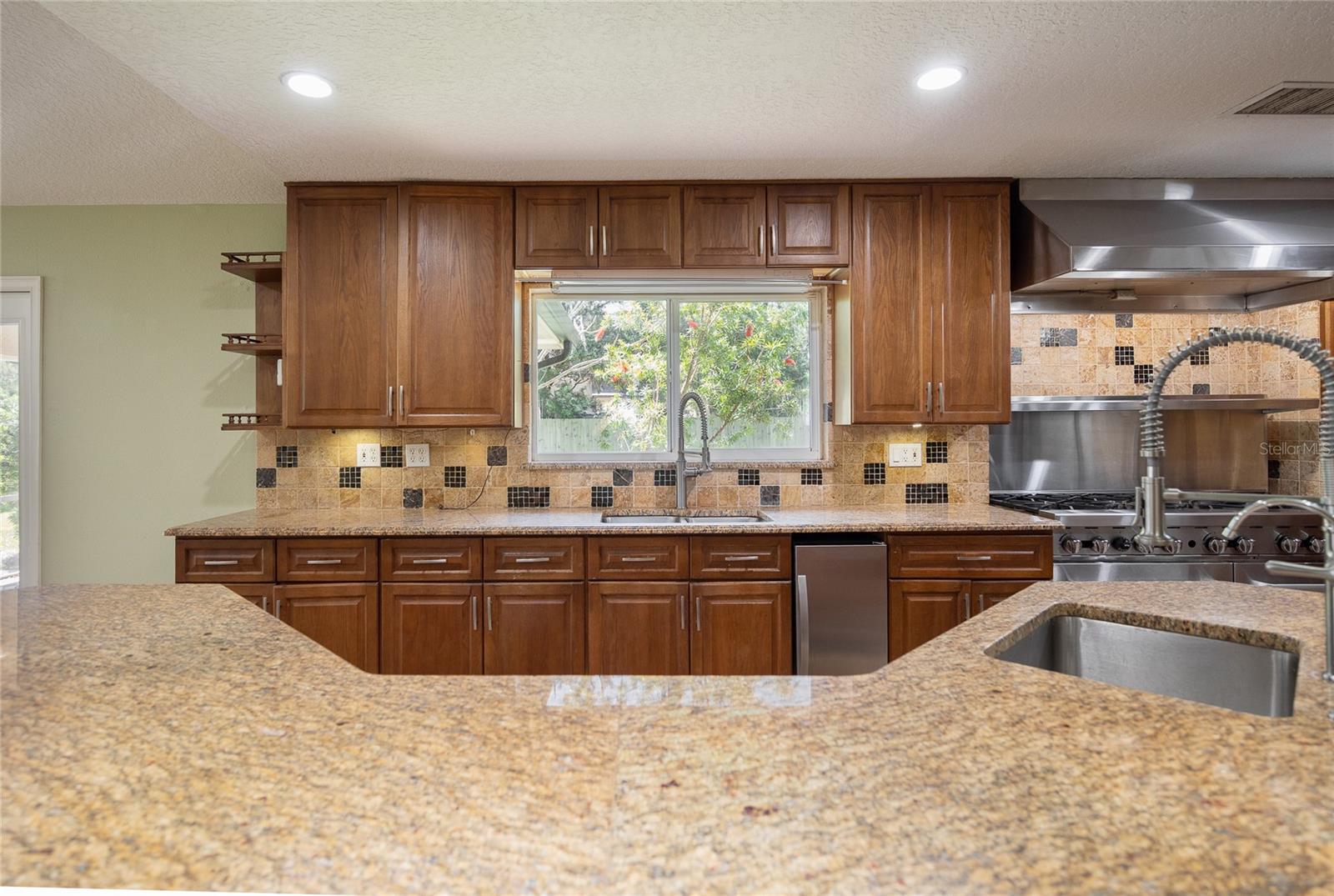 Image 86 of 92 For 3313 Westshore Drive