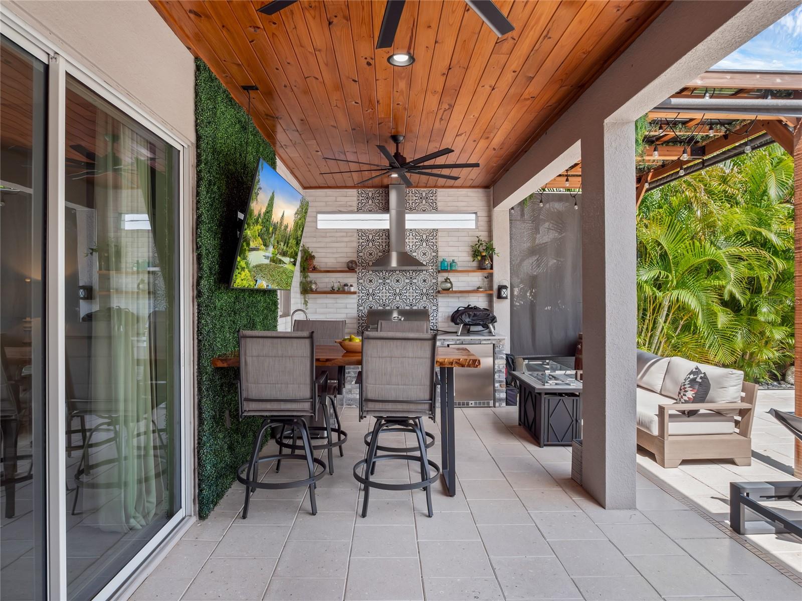 Image 47 of 74 For 15324 Gilligan Court