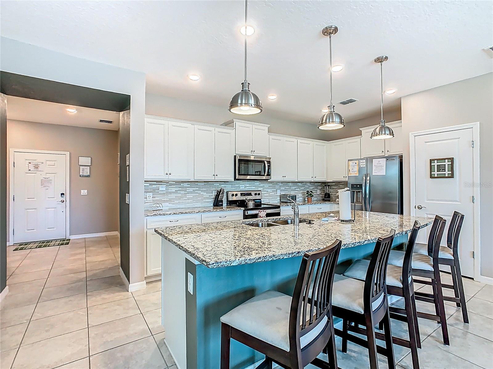 Image 10 of 76 For 967 Paradise Drive