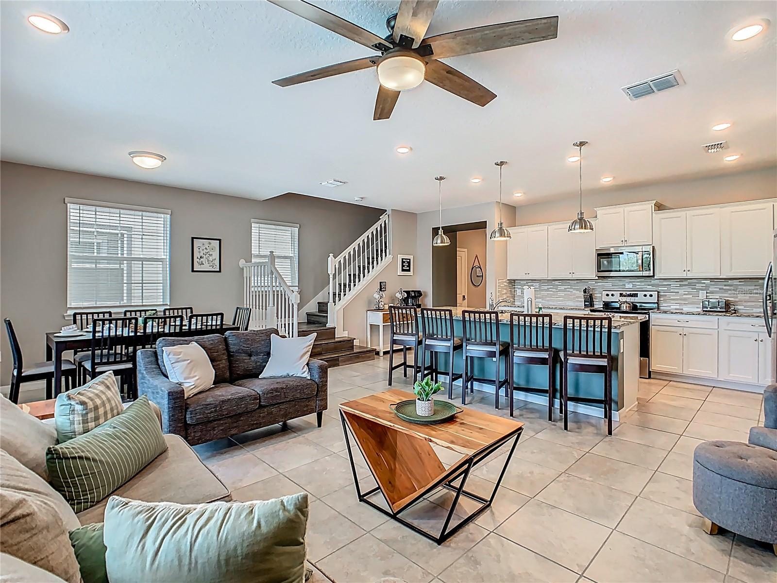 Image 15 of 76 For 967 Paradise Drive