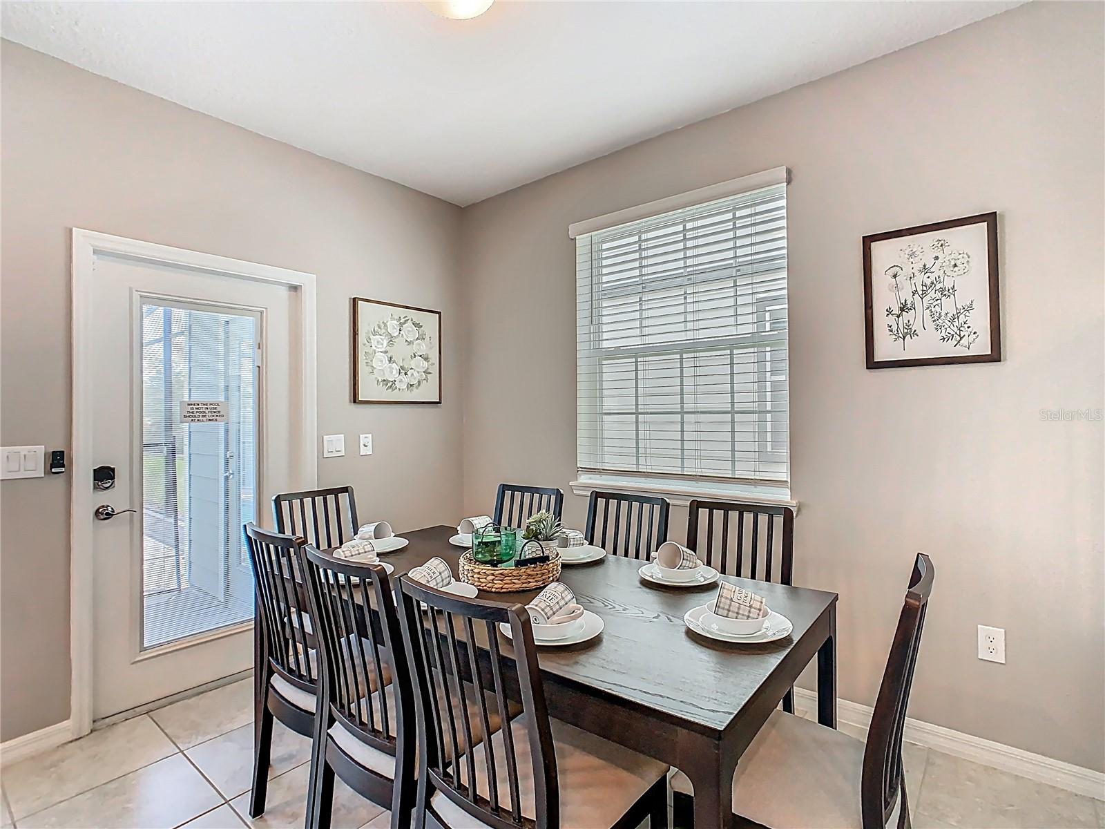 Image 17 of 76 For 967 Paradise Drive