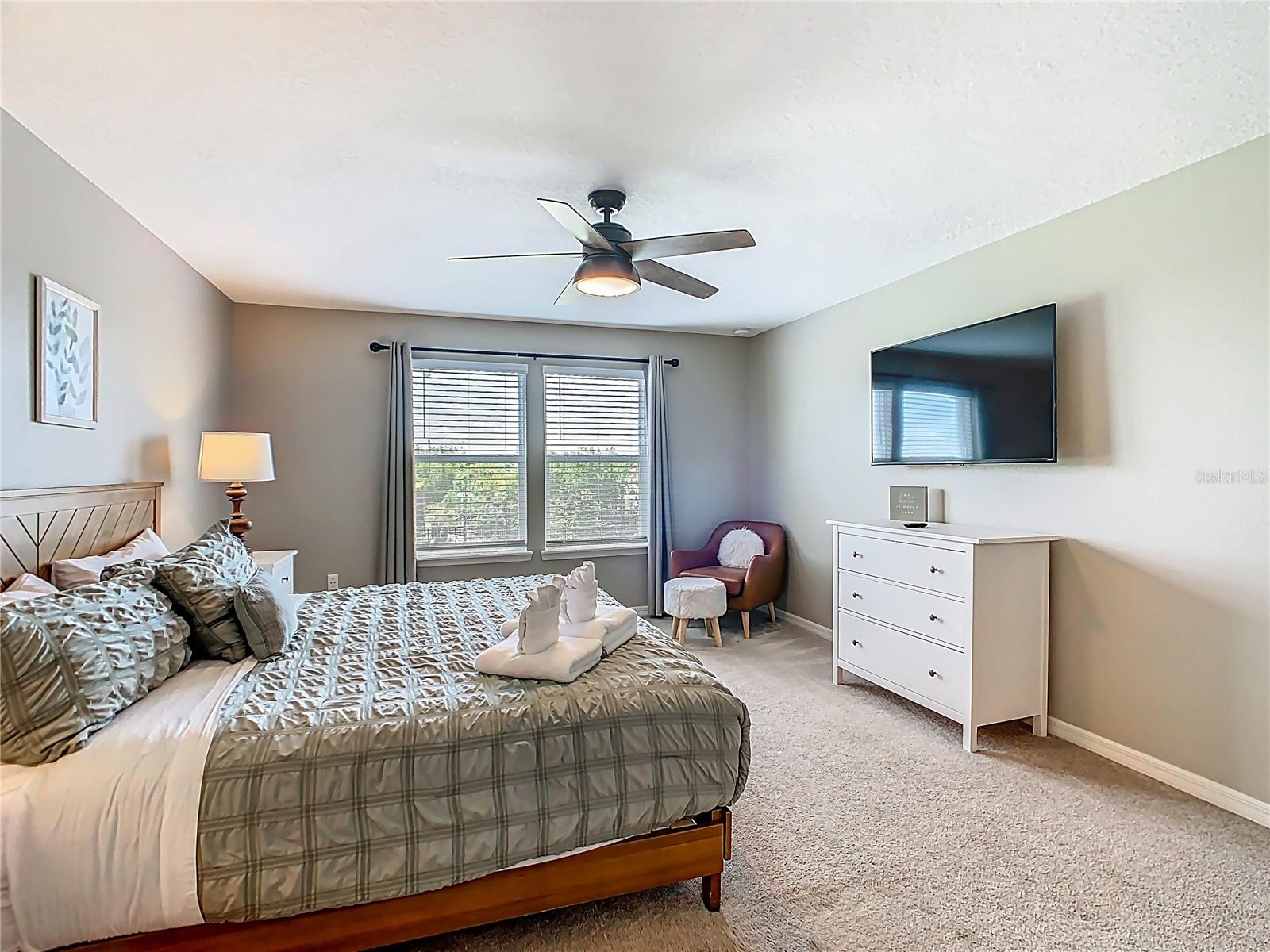 Image 39 of 76 For 967 Paradise Drive