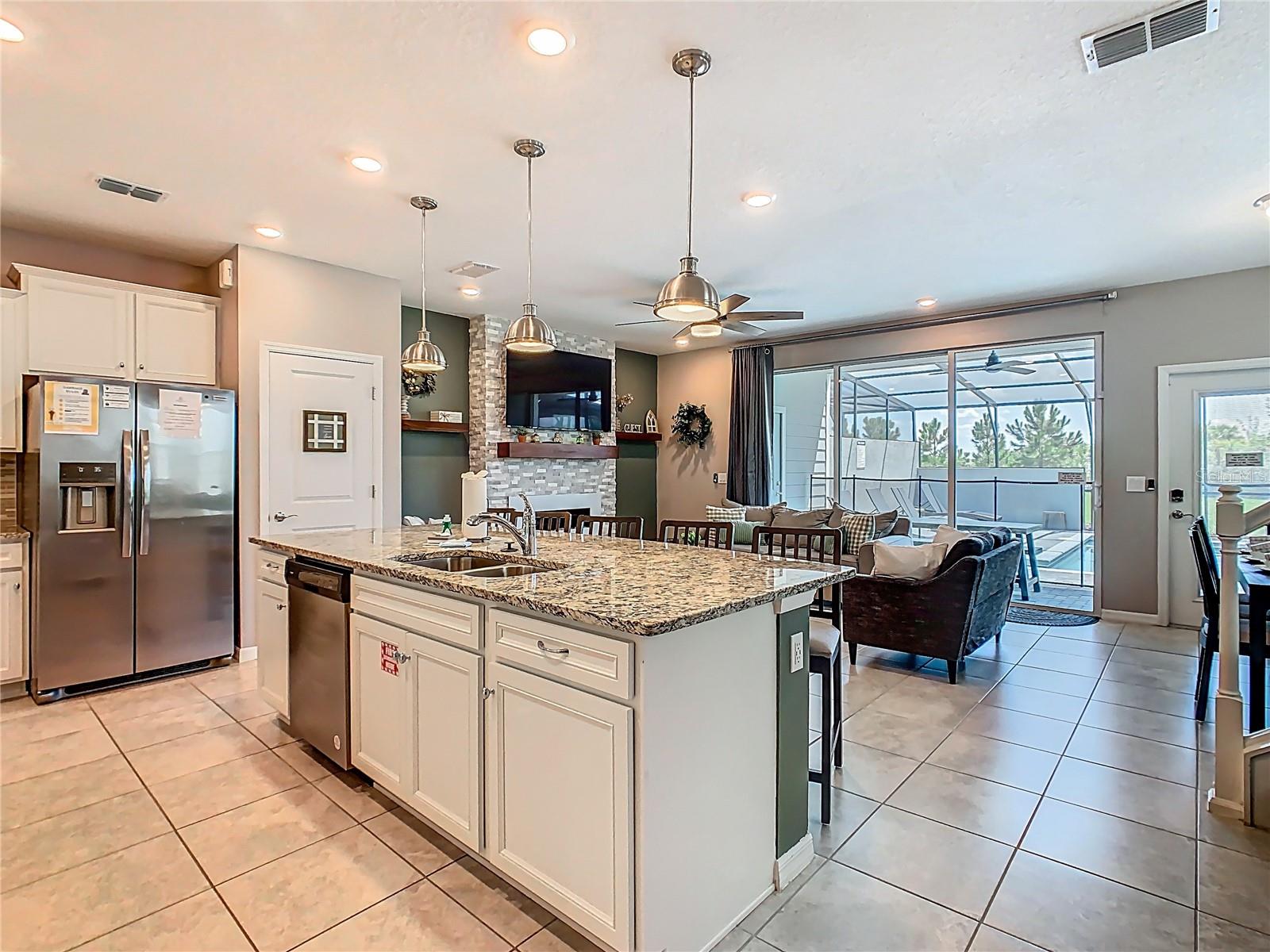 Image 6 of 76 For 967 Paradise Drive