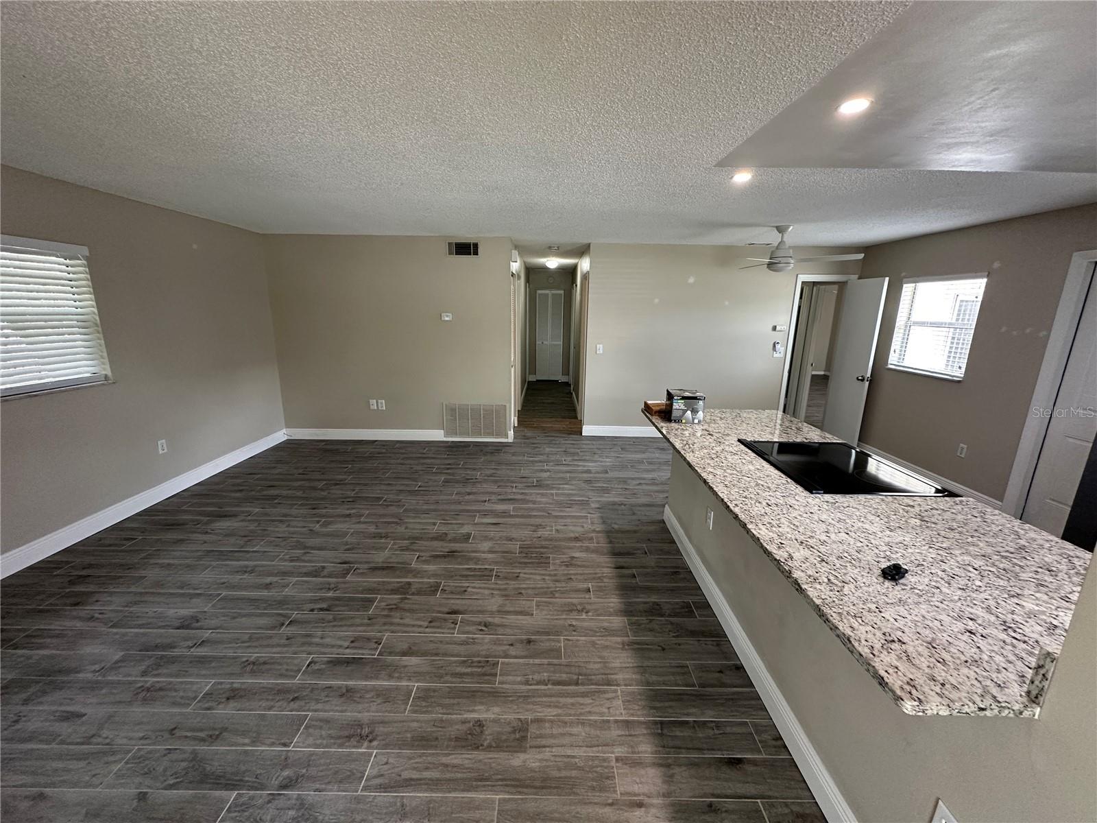 Image 2 of 24 For 643 David Street