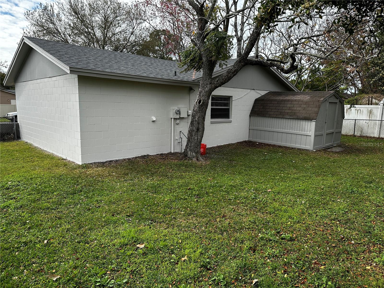 Image 24 of 24 For 643 David Street