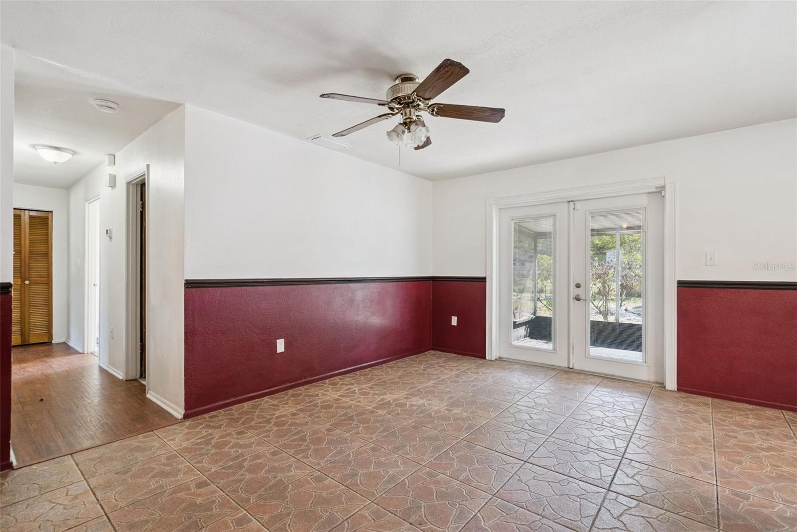 Image 6 of 21 For 2615 El Portal Avenue