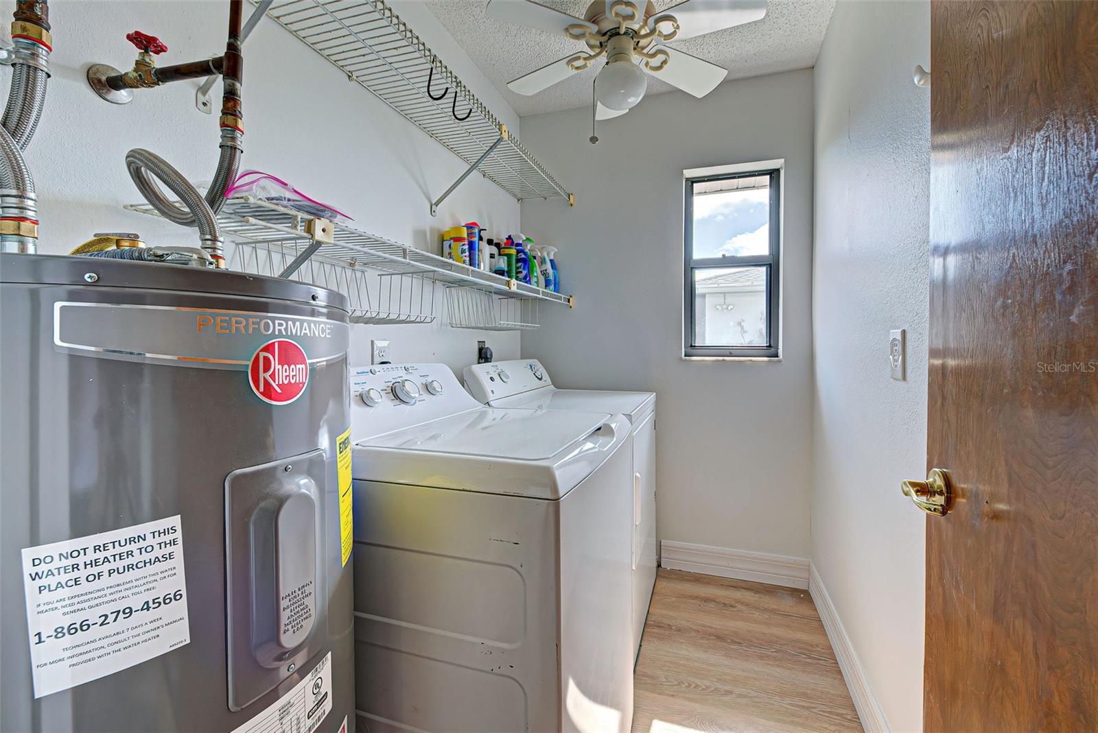 Image 21 of 34 For 10438 Waterford Avenue