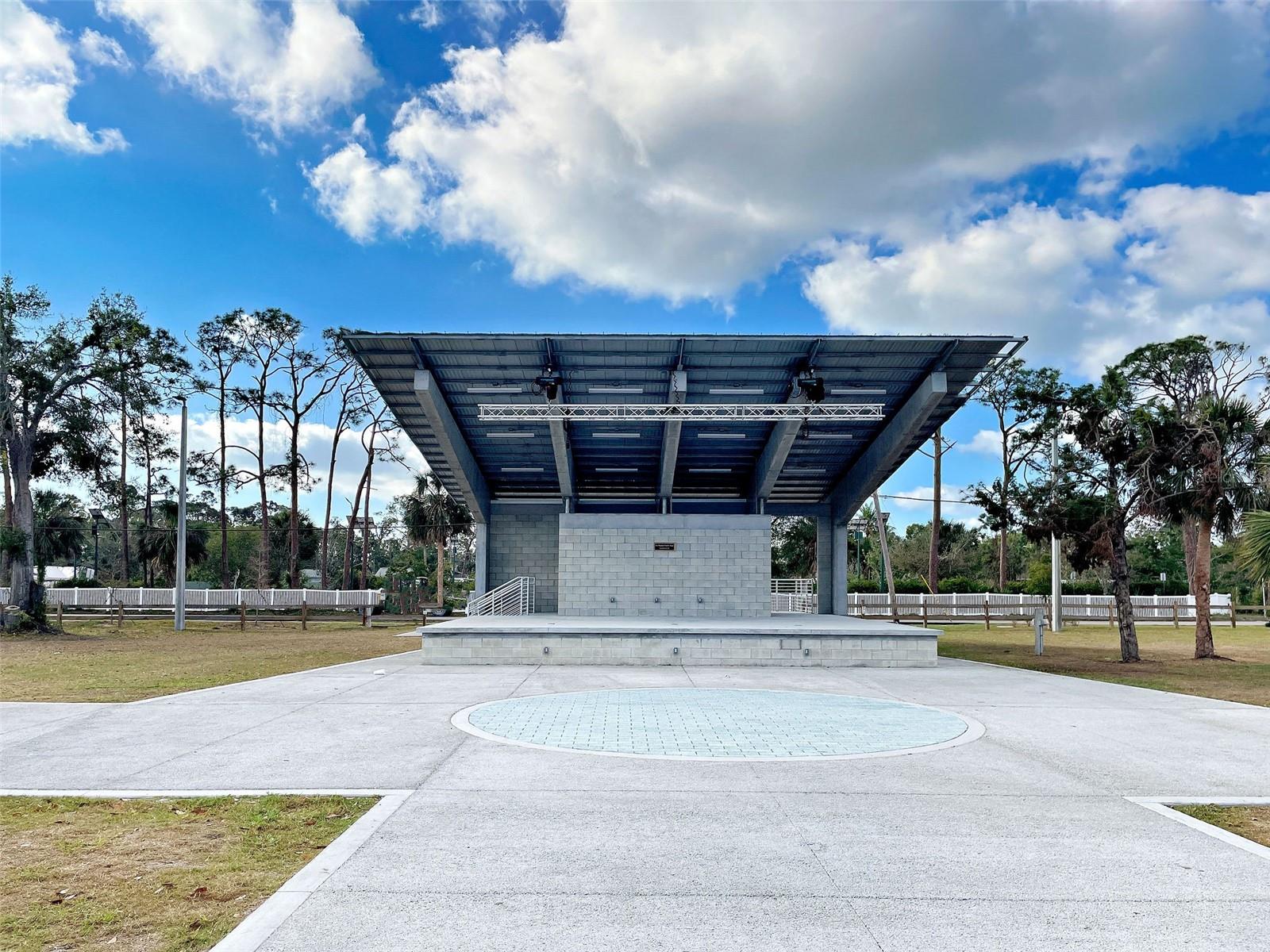 Image 29 of 34 For 10438 Waterford Avenue