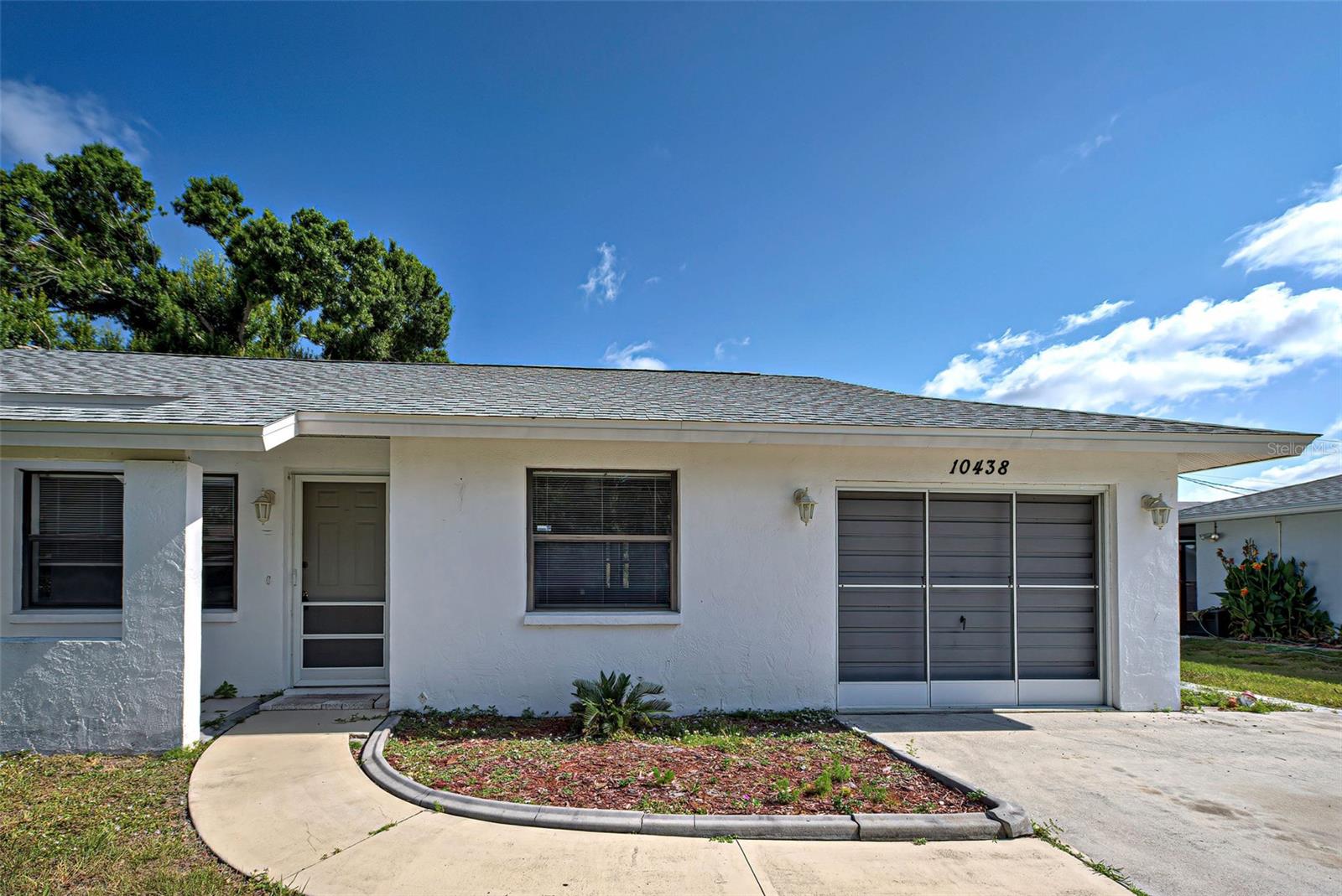 Image 3 of 34 For 10438 Waterford Avenue