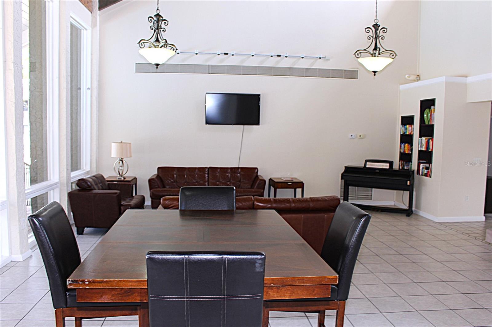 Image 28 of 31 For 5083 Eaglesmere Drive A12-2