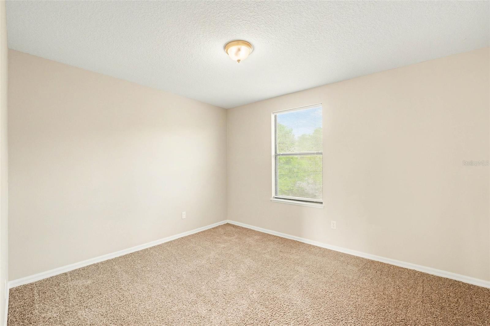 Image 11 of 25 For 2727 Eagle Cliff Drive