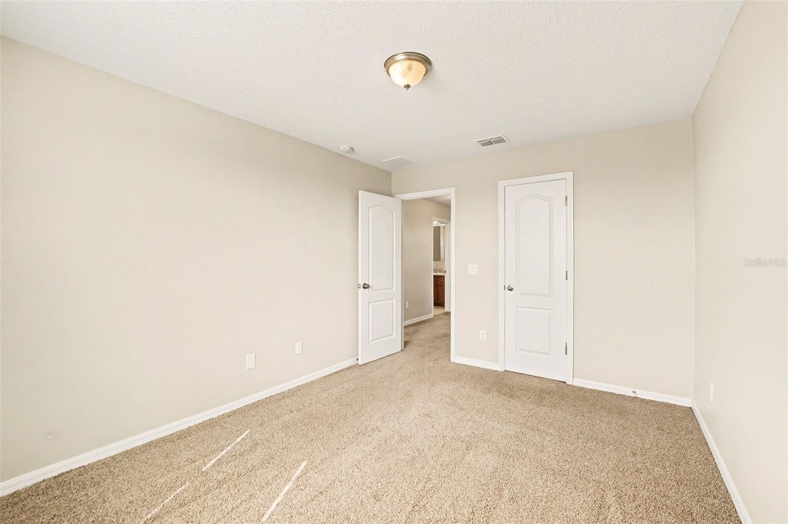 Image 14 of 25 For 2727 Eagle Cliff Drive