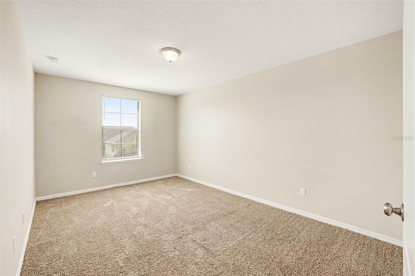 Image 15 of 25 For 2727 Eagle Cliff Drive