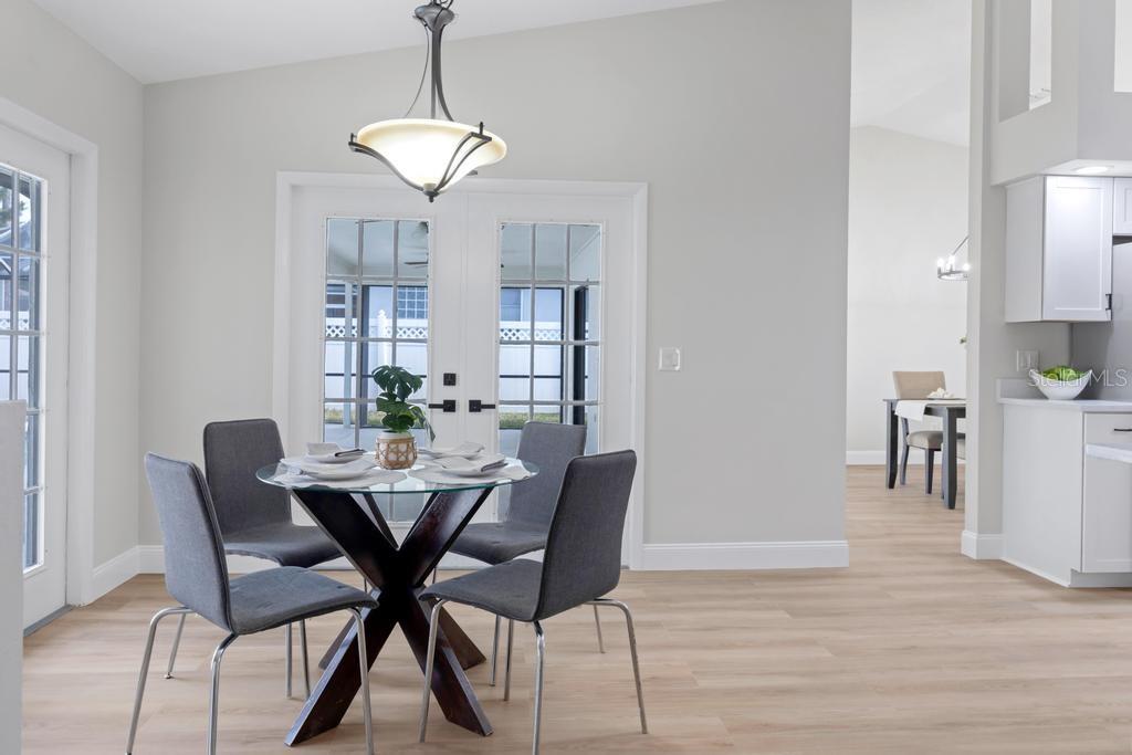 Image 21 of 41 For 7 Bird Land Place