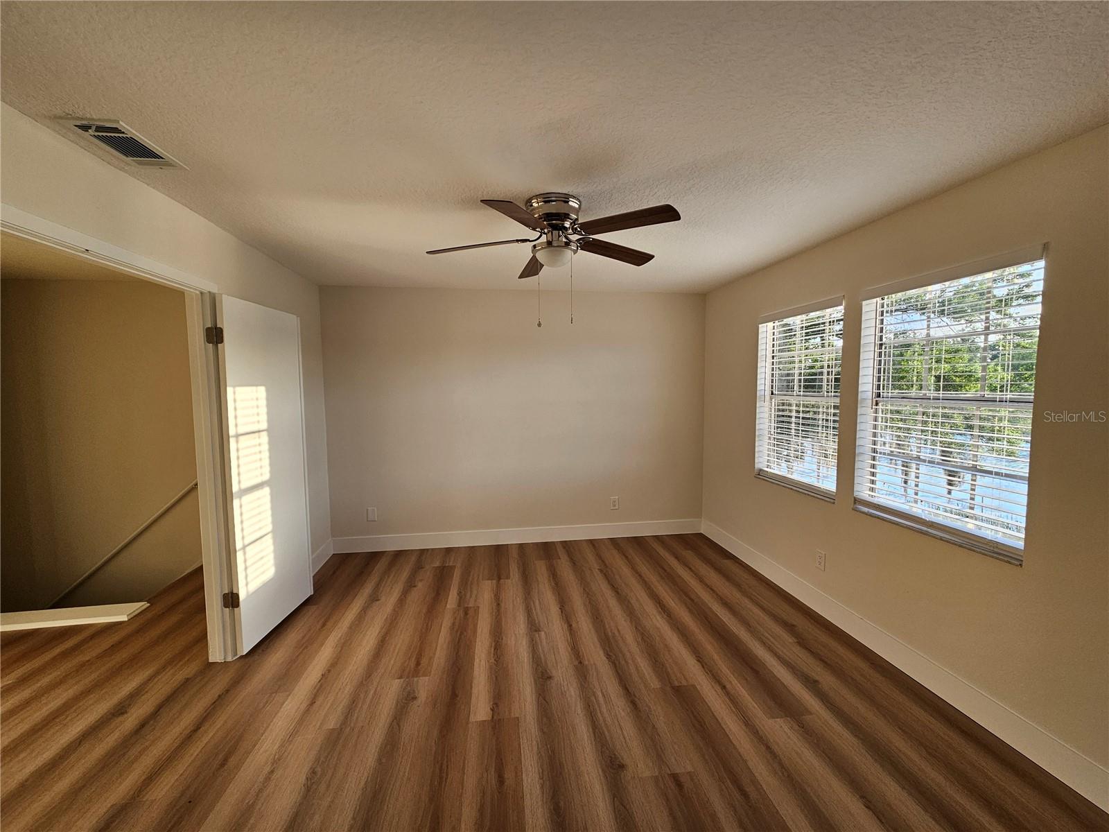 Image 14 of 23 For 11730 Whitewing Court