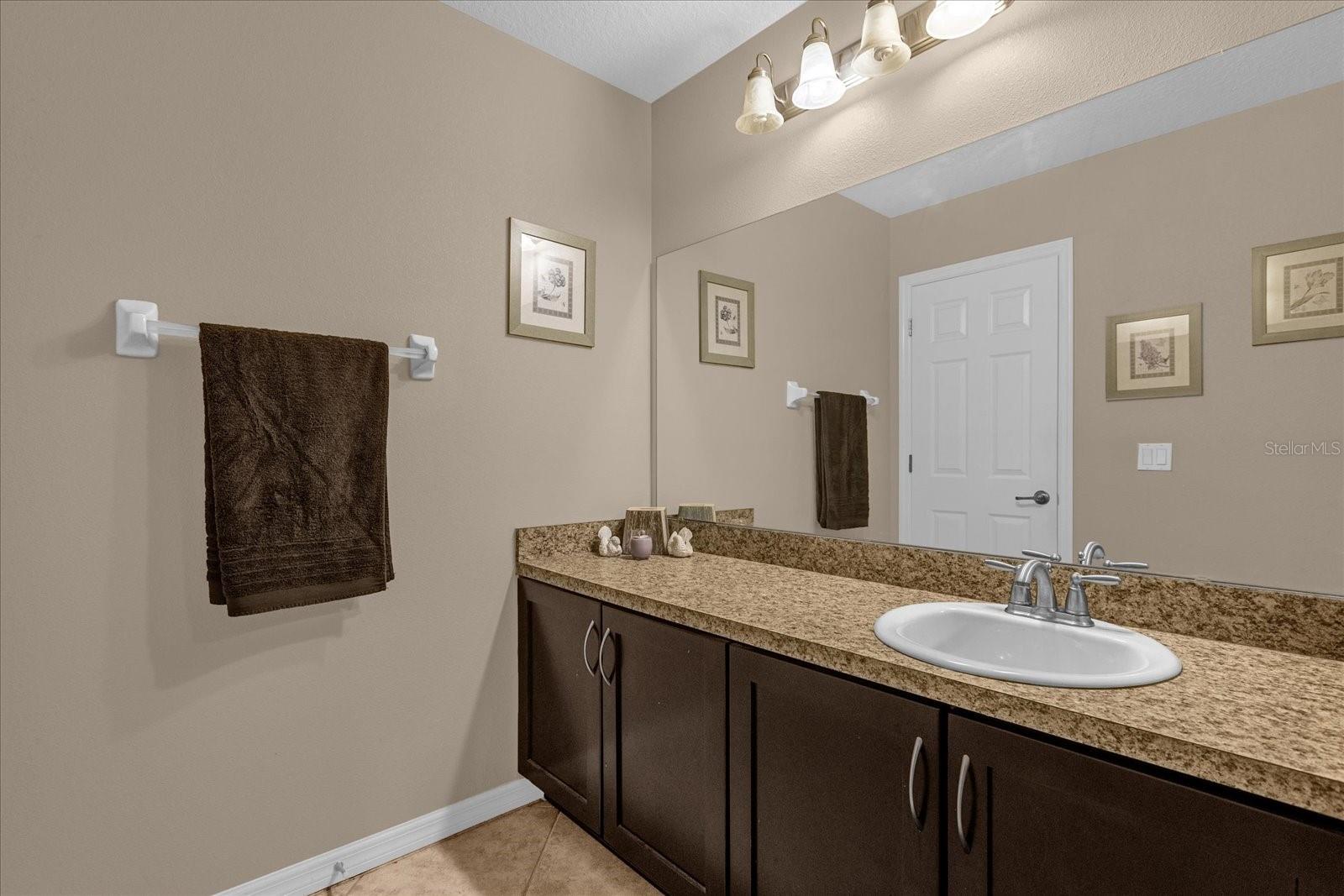 Image 16 of 43 For 1355 Alston Bay Boulevard