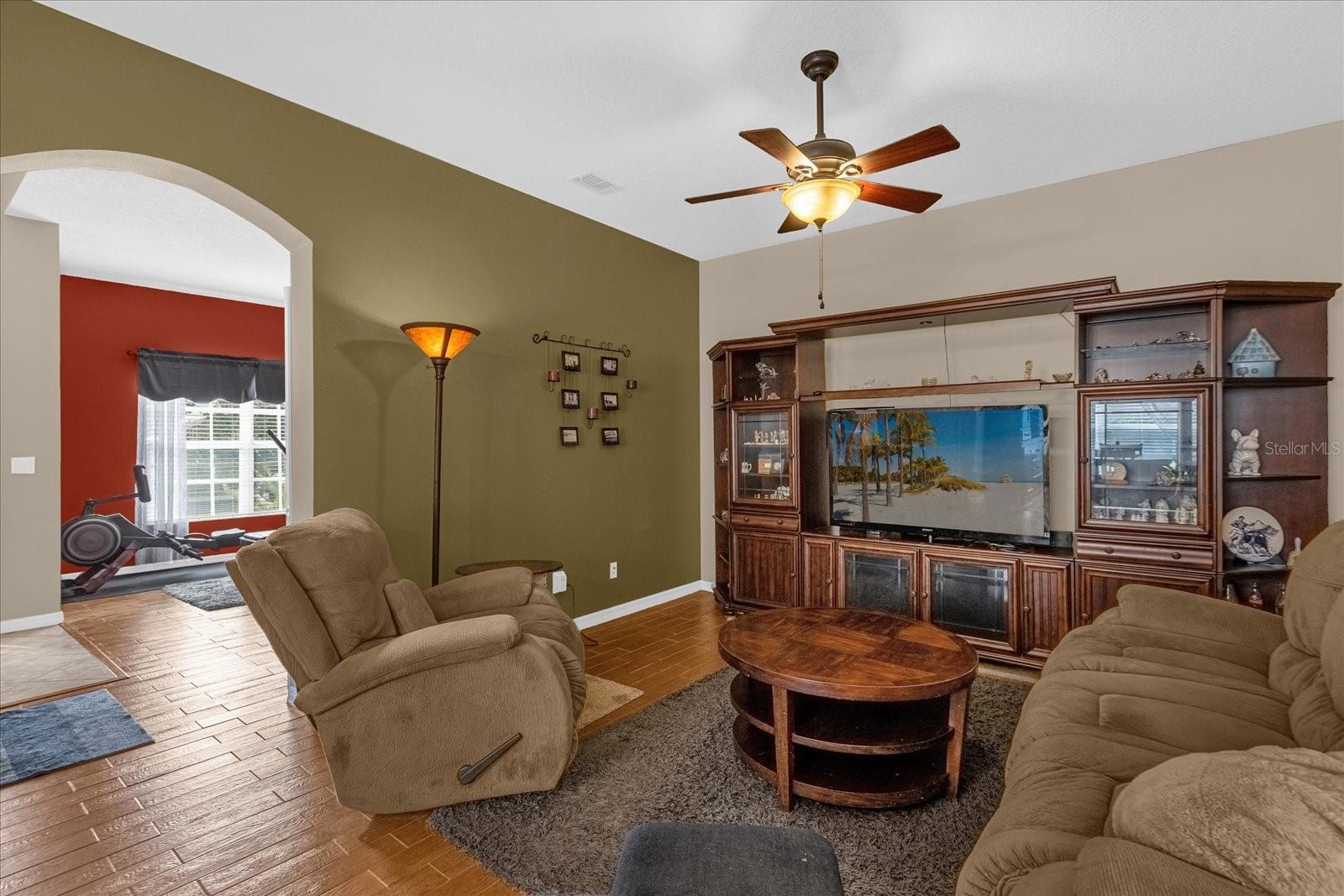 Image 3 of 43 For 1355 Alston Bay Boulevard