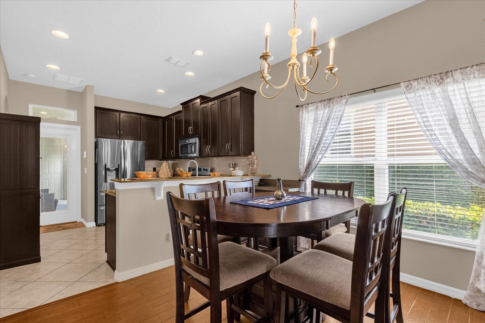 Image 5 of 43 For 1355 Alston Bay Boulevard