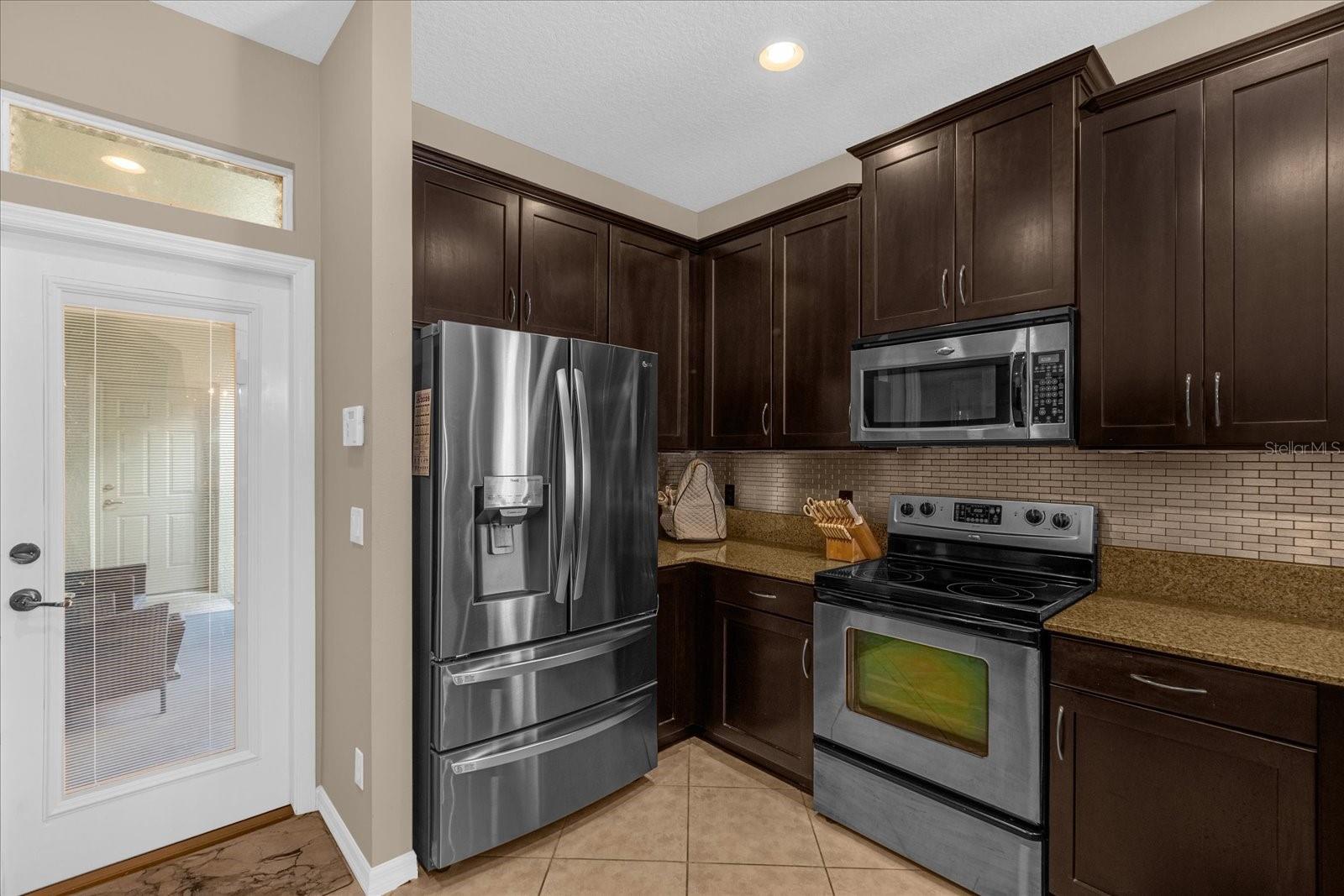 Image 7 of 43 For 1355 Alston Bay Boulevard