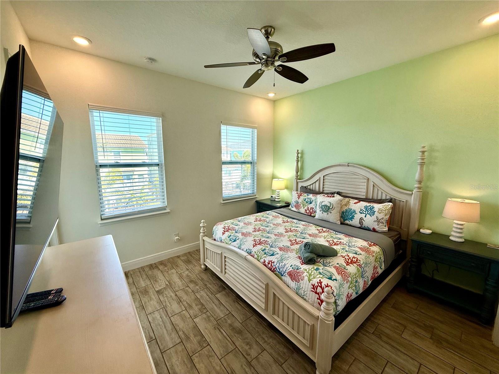 Image 19 of 79 For 8014 Knee Deep Road