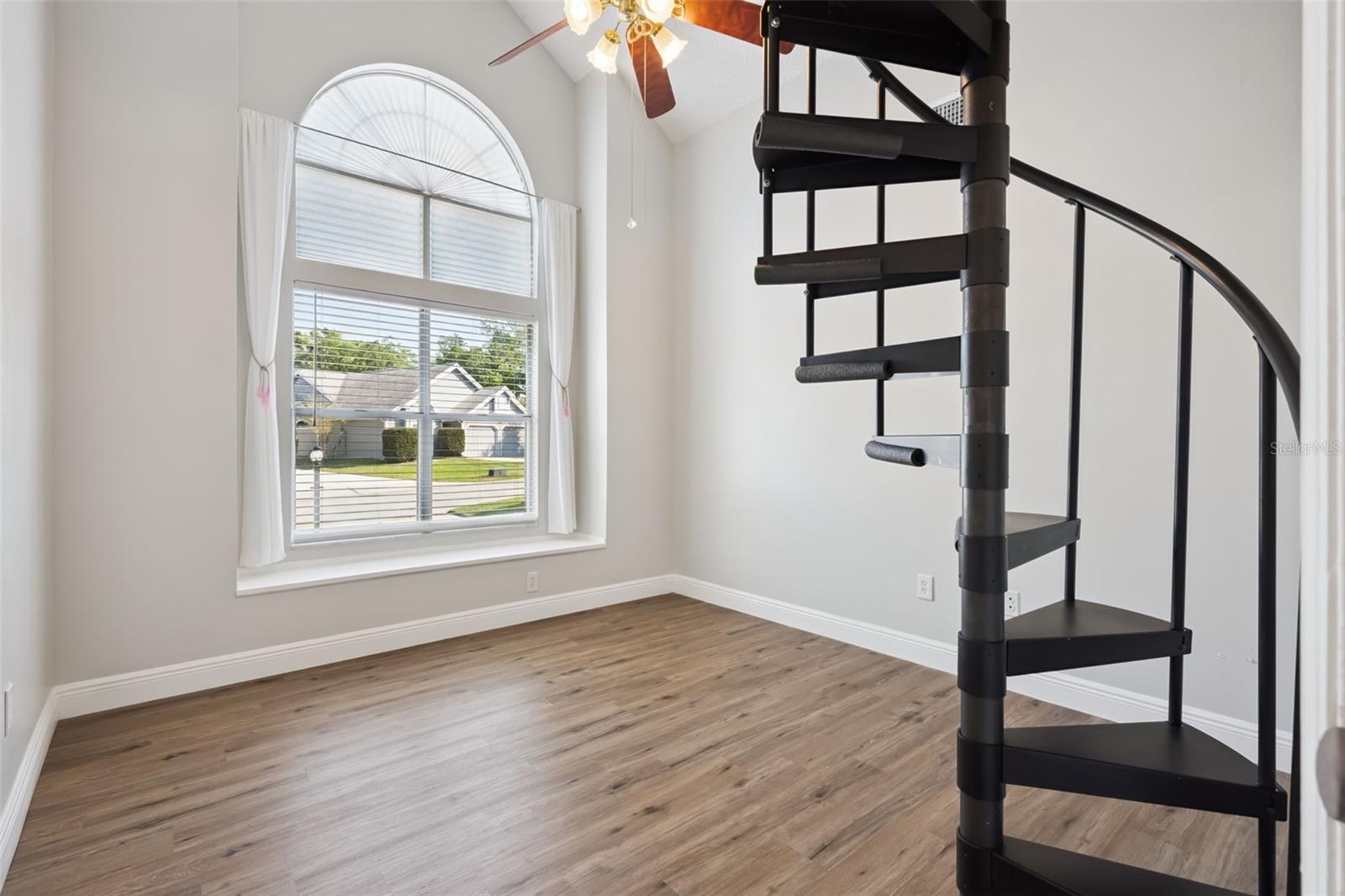 Image 14 of 21 For 255 Blackwater Place