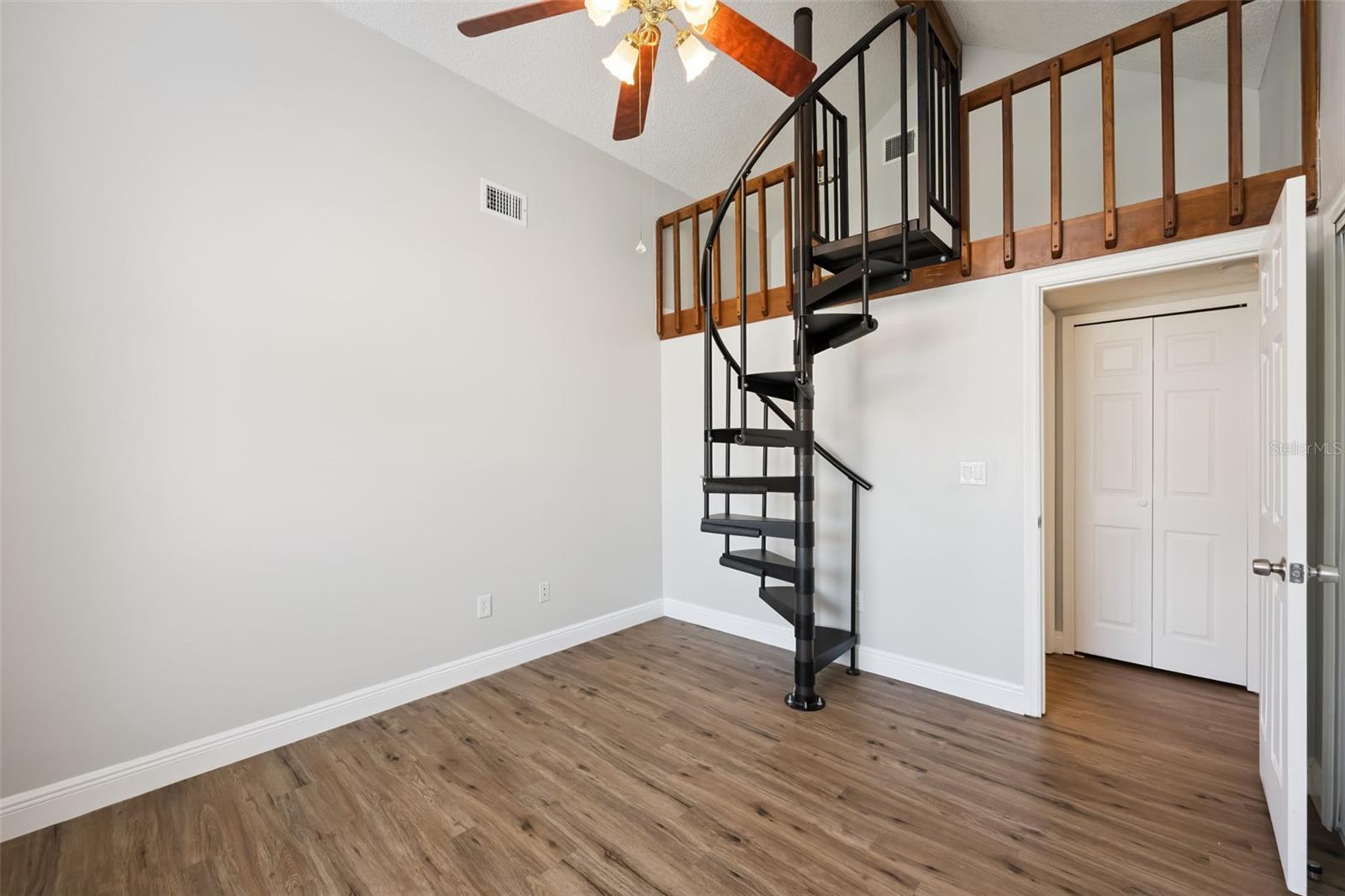 Image 15 of 21 For 255 Blackwater Place