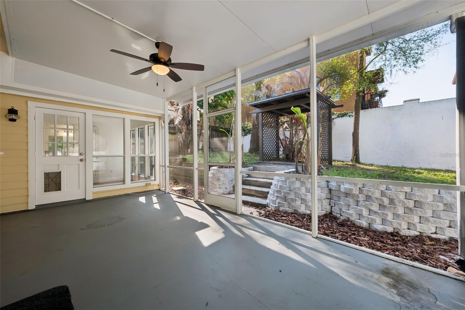 Image 19 of 21 For 255 Blackwater Place