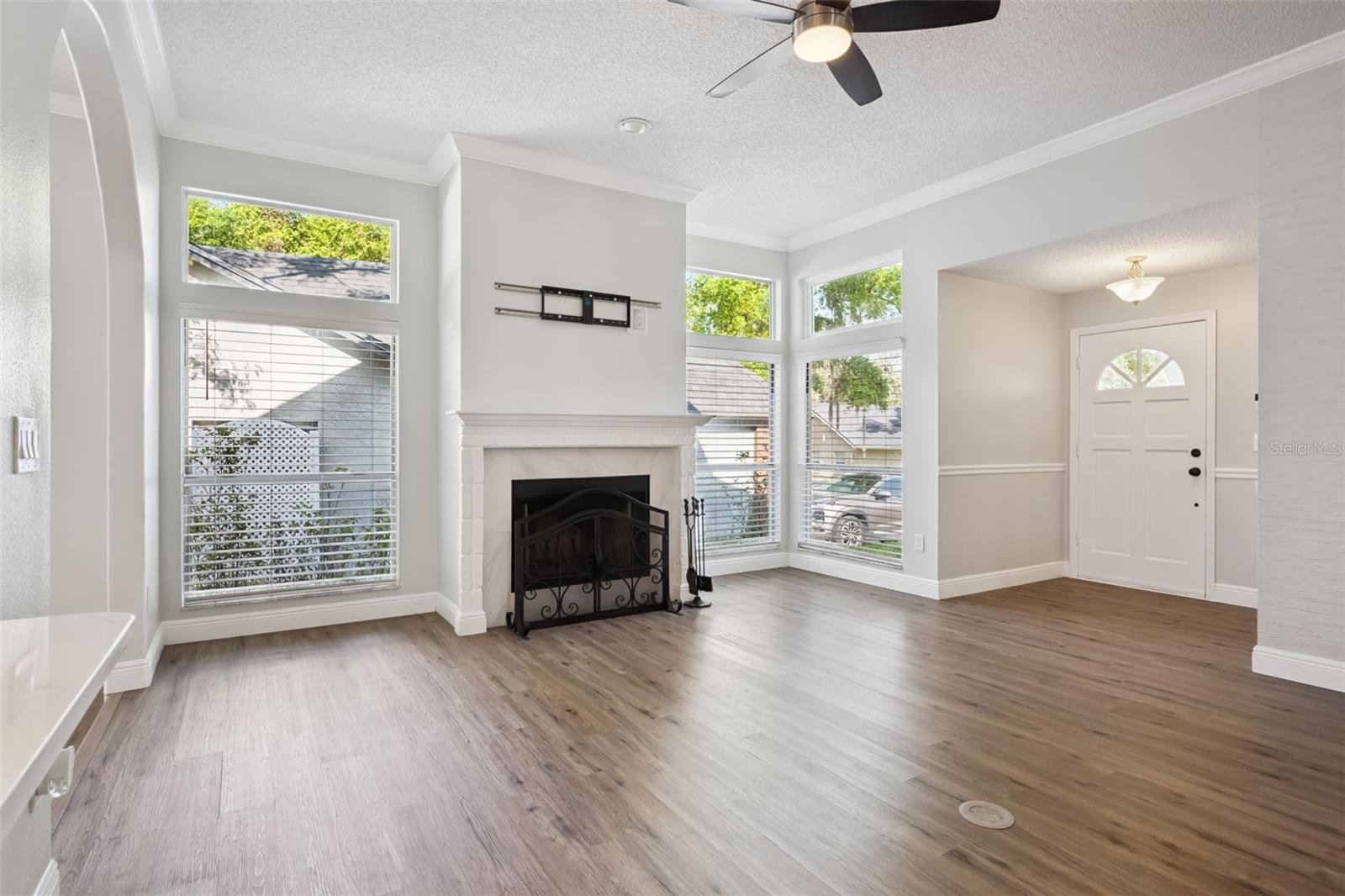 Image 4 of 21 For 255 Blackwater Place