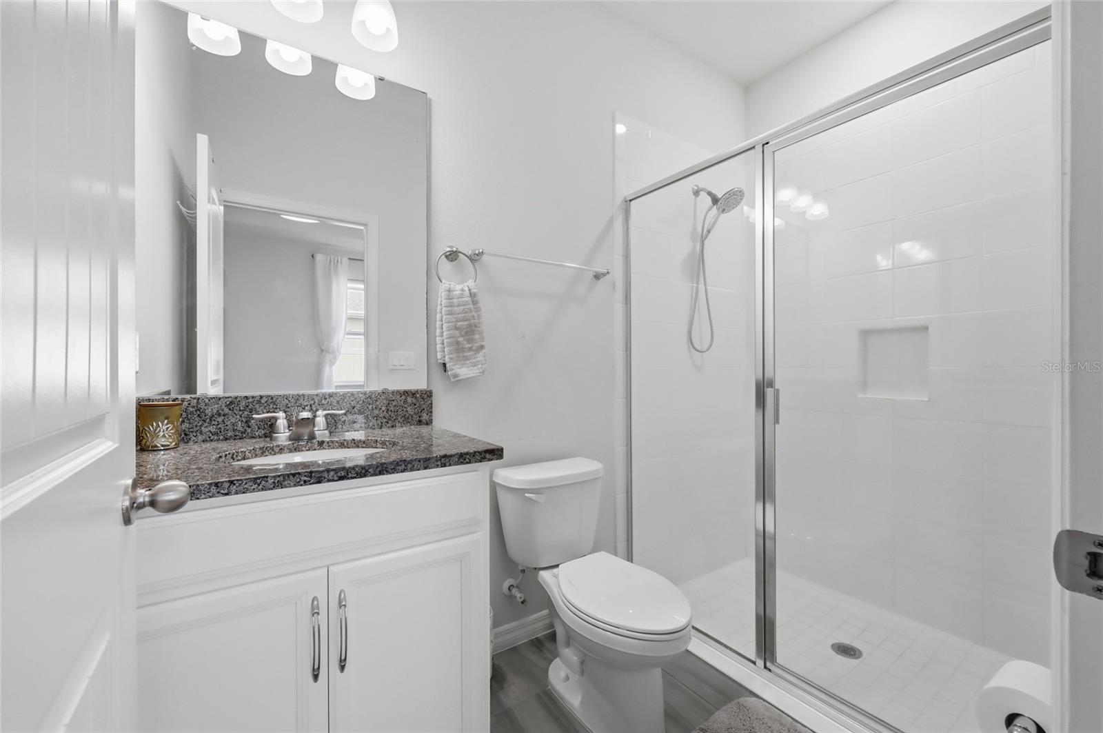 Listing photo id 20 for 468 Halter Drive