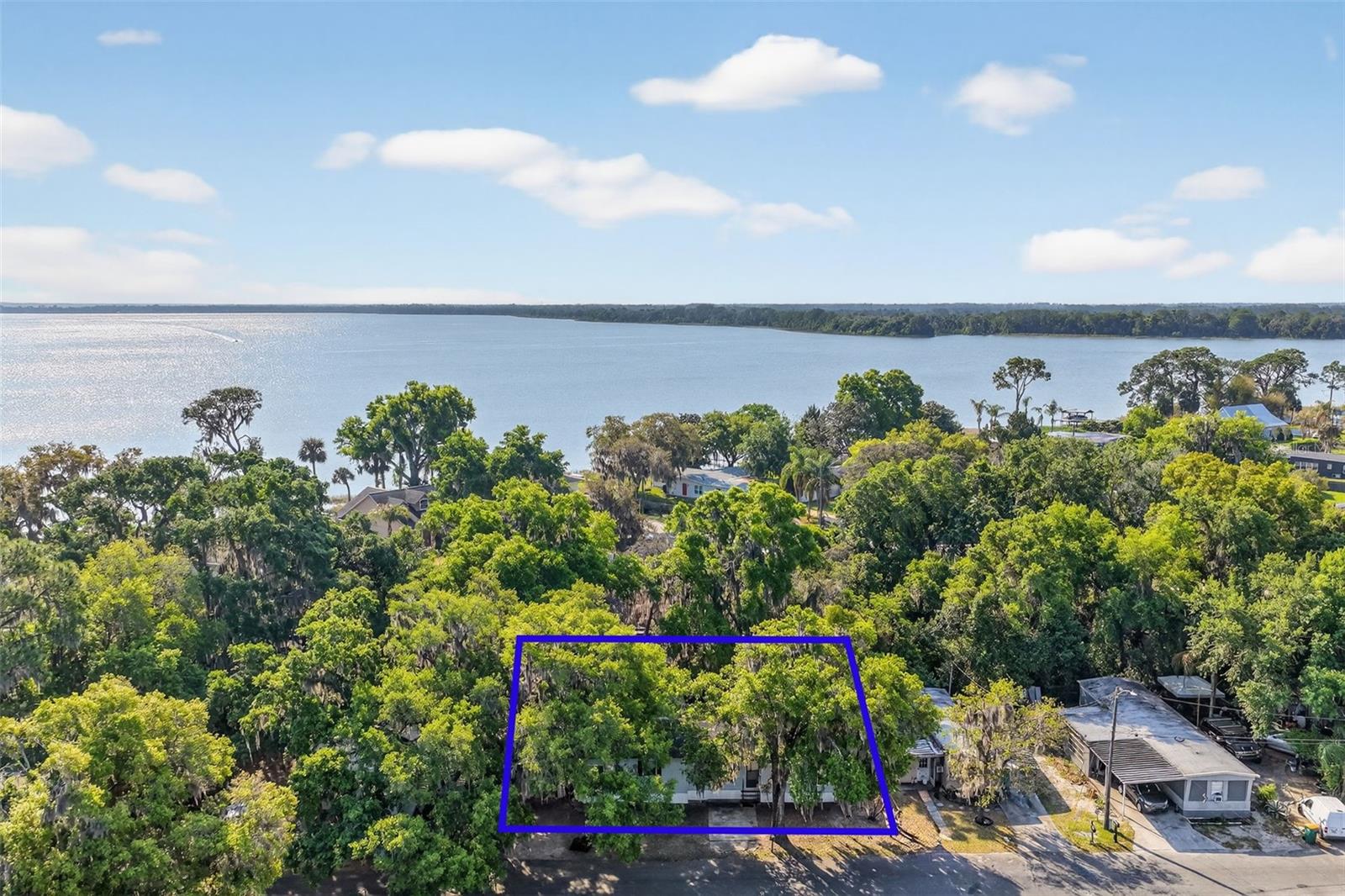 Image 3 of 35 For 904 Maplewood Street