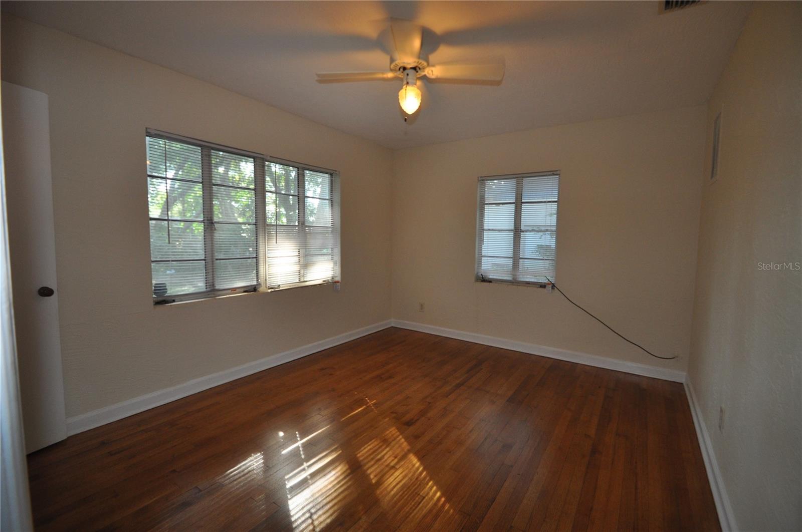 Image 5 of 9 For 519 Vern Drive